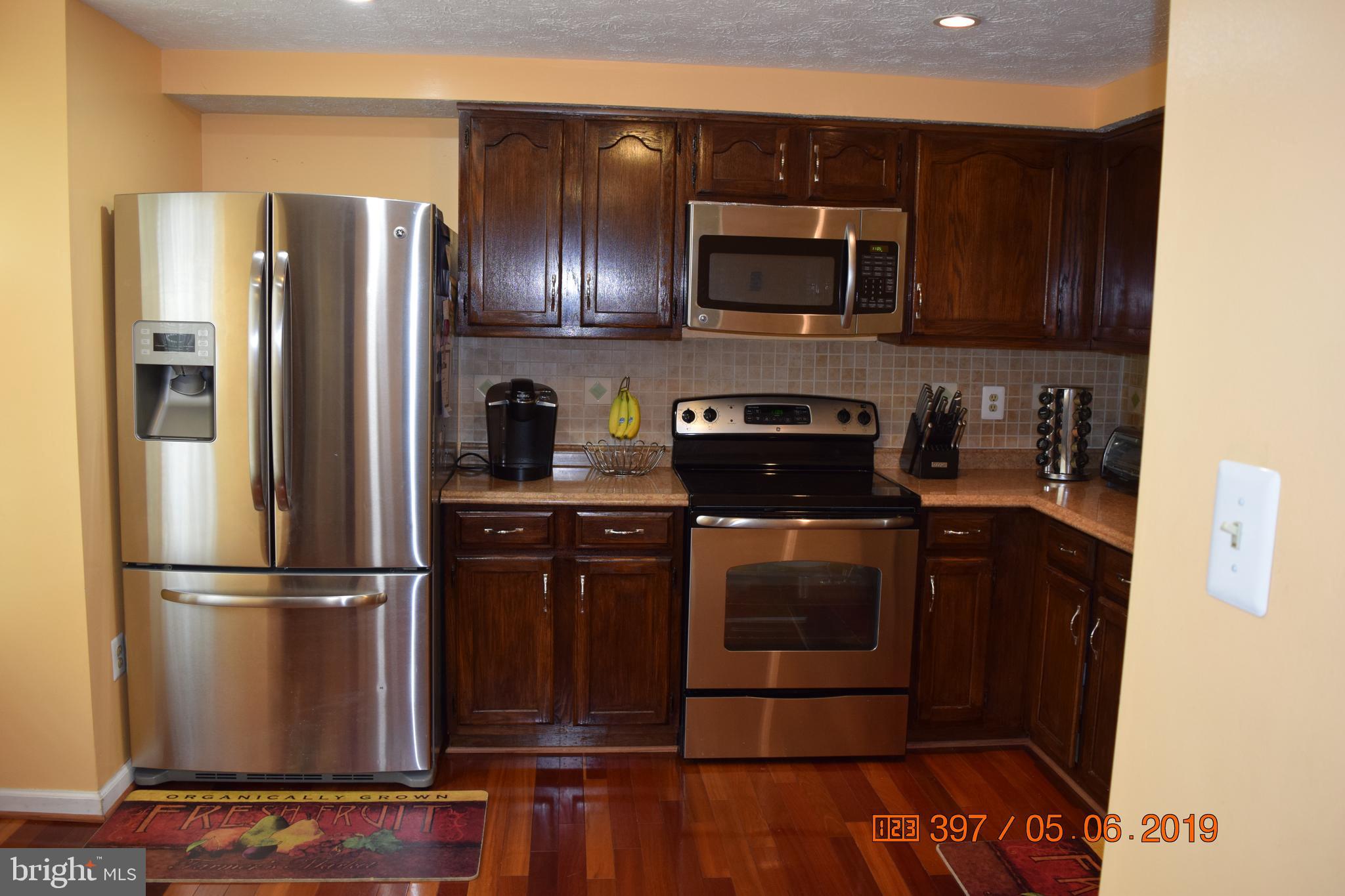 SILVER SPRING CNTRY CLUB - Residential Lease