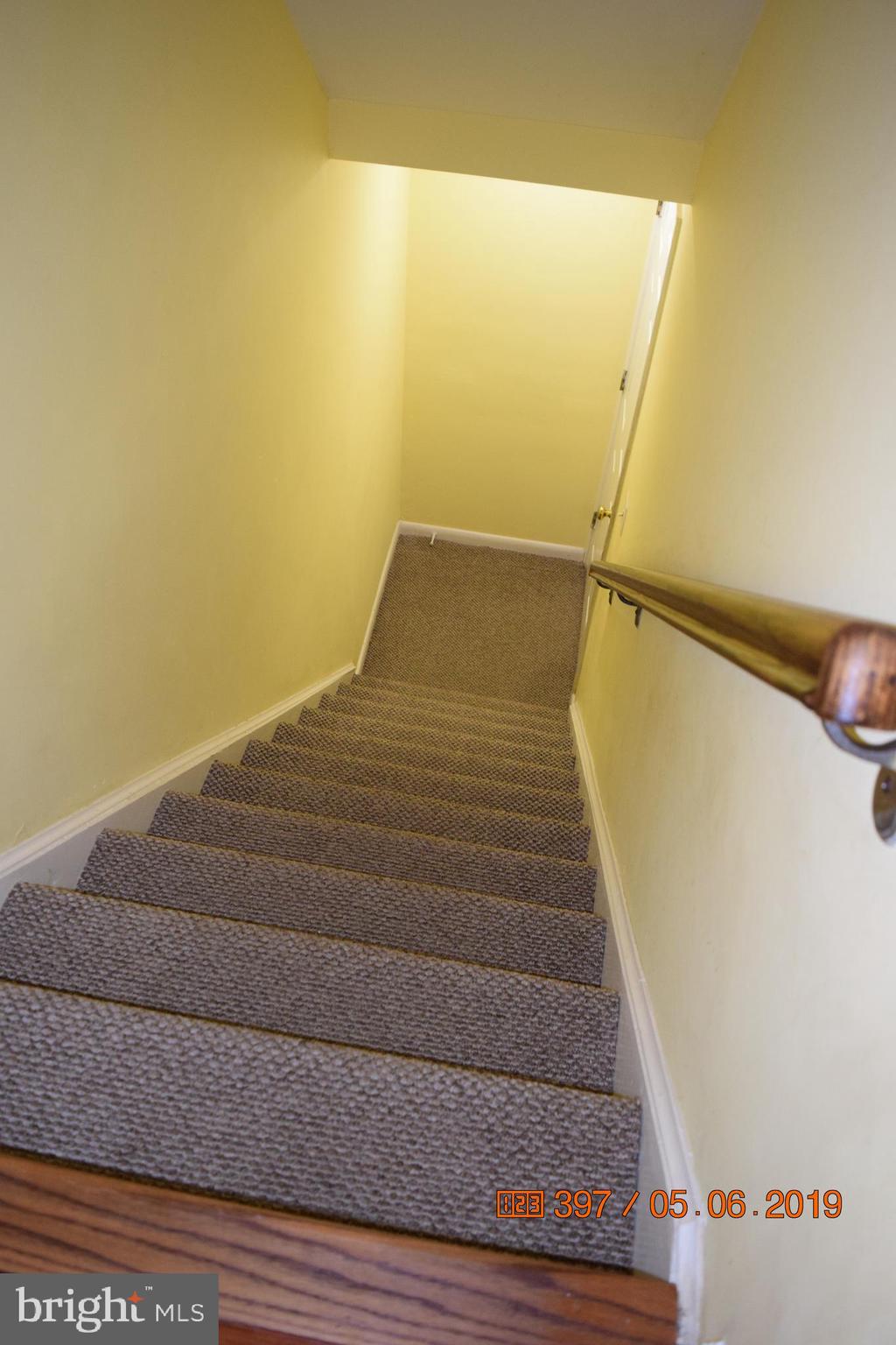 SILVER SPRING CNTRY CLUB - Residential Lease