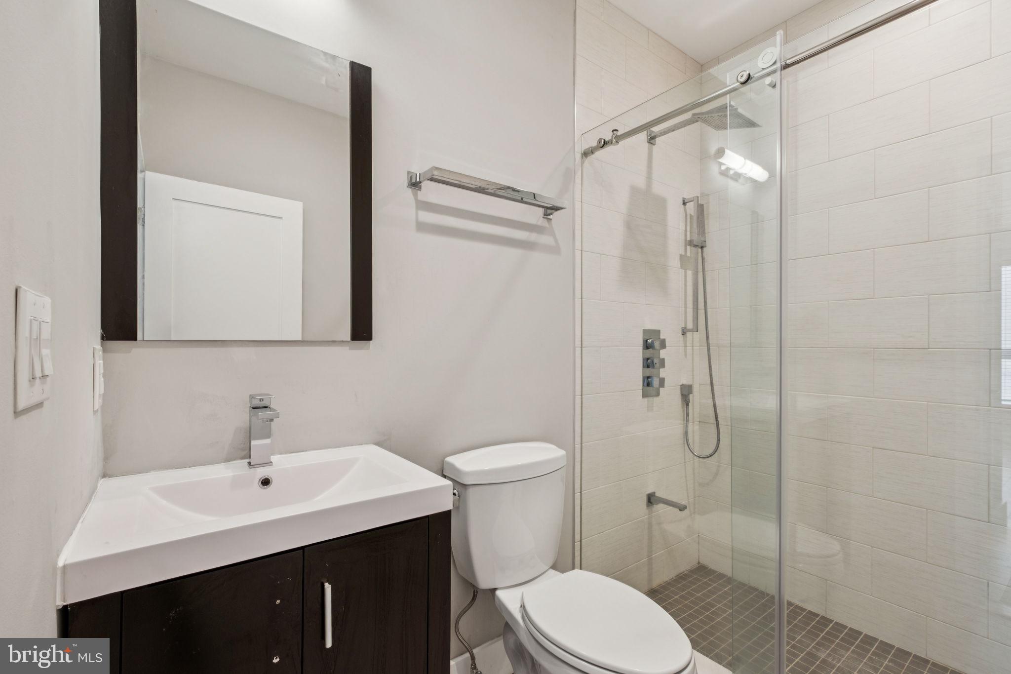 ART MUSEUM AREA - Commercial Sale