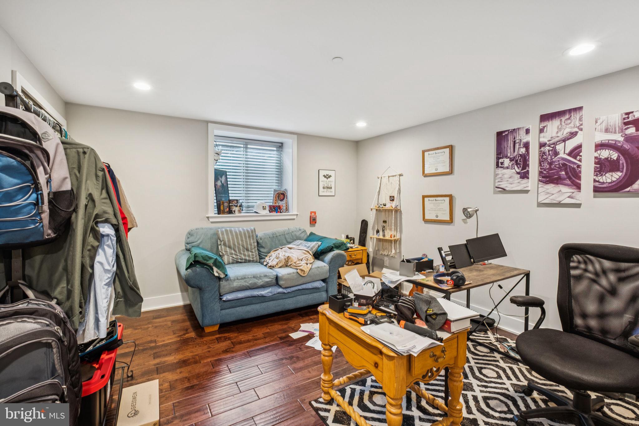 ART MUSEUM AREA - Commercial Sale