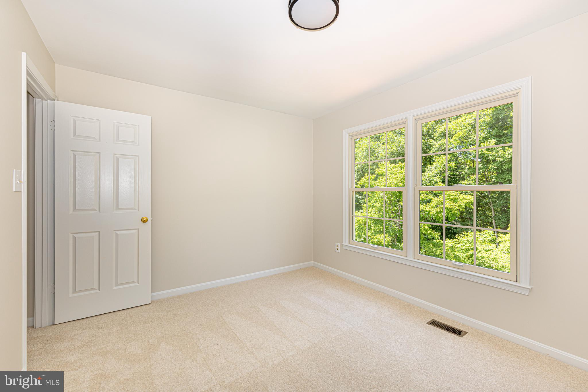 TRIPLE RIDGE - Residential