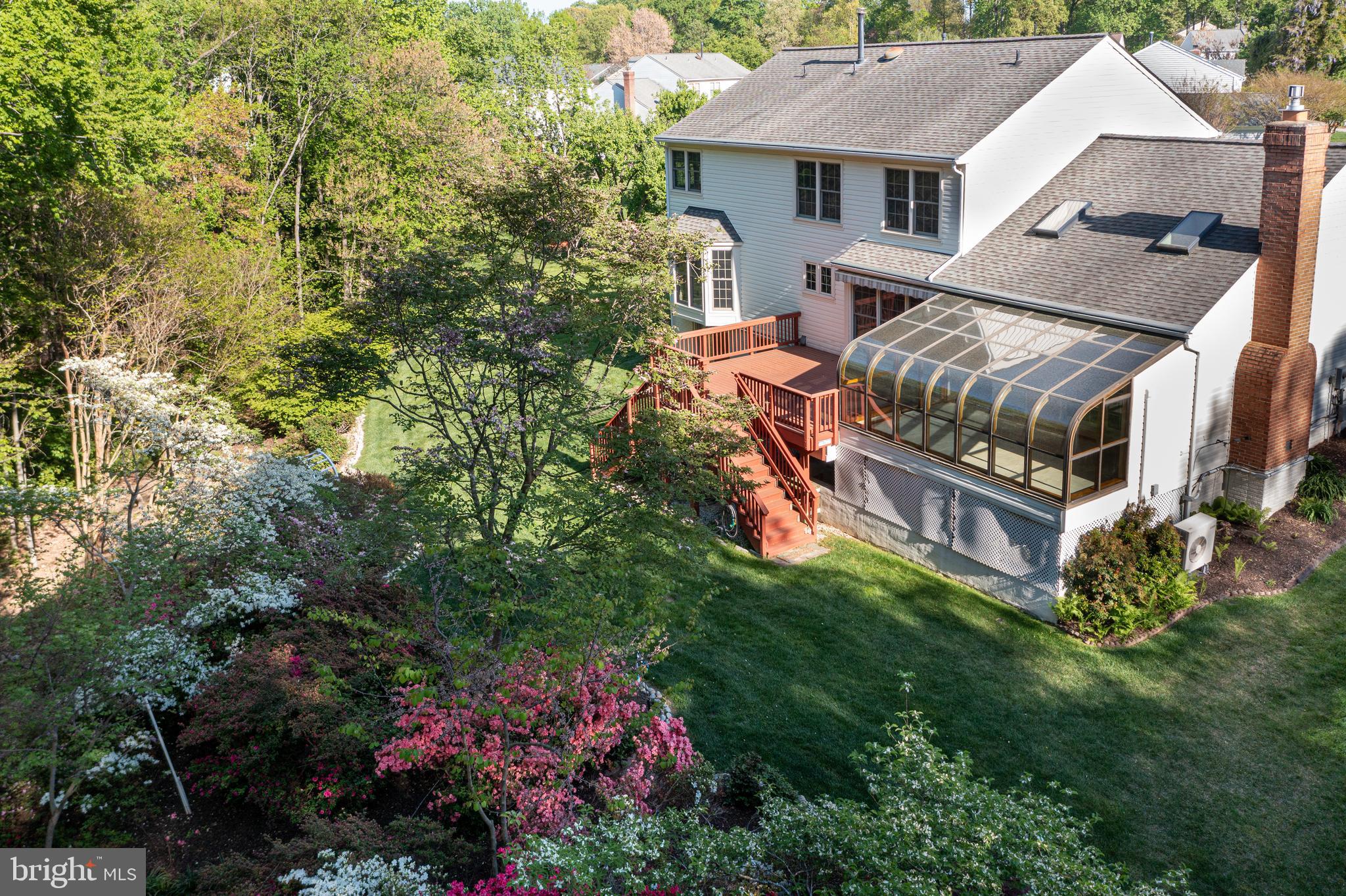 TRIPLE RIDGE - Residential