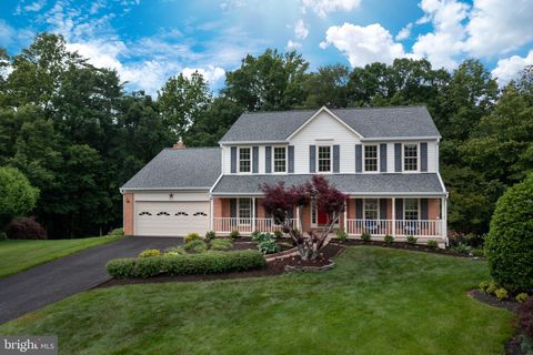 8103 LITTLE RIDGE LANE FAIRFAX STATION VA 22039