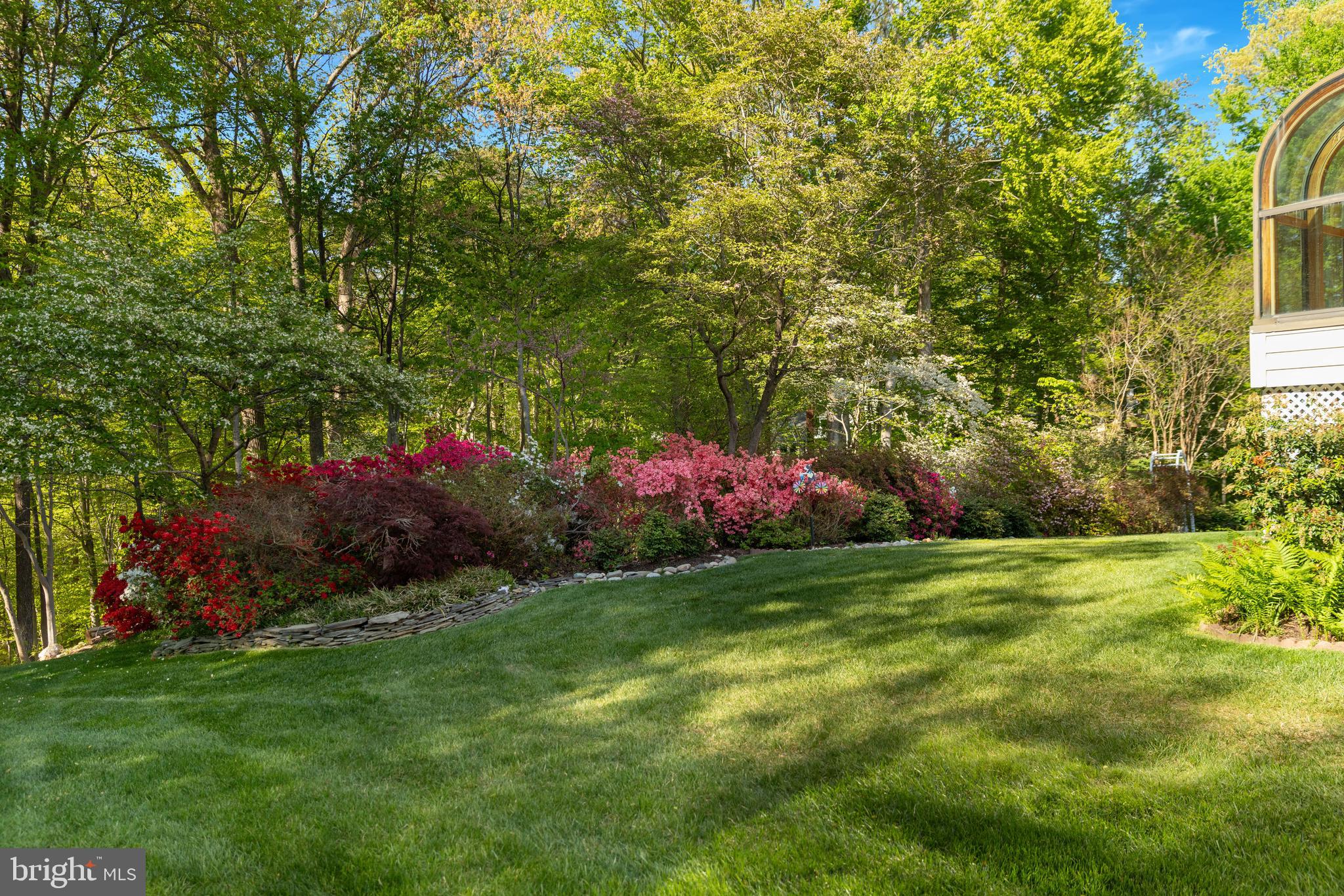 TRIPLE RIDGE - Residential