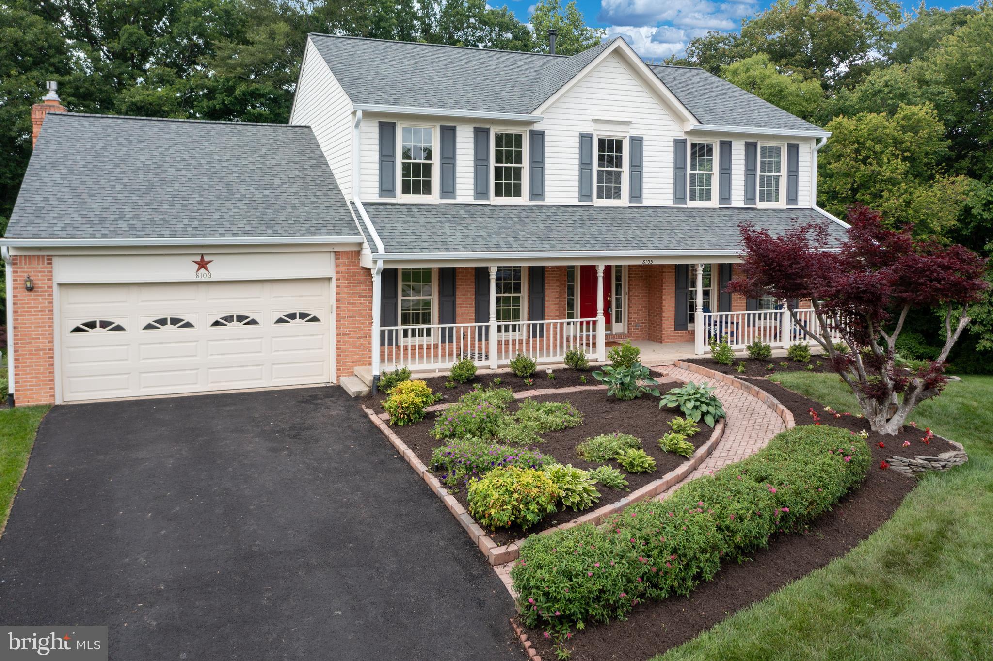 TRIPLE RIDGE - Residential