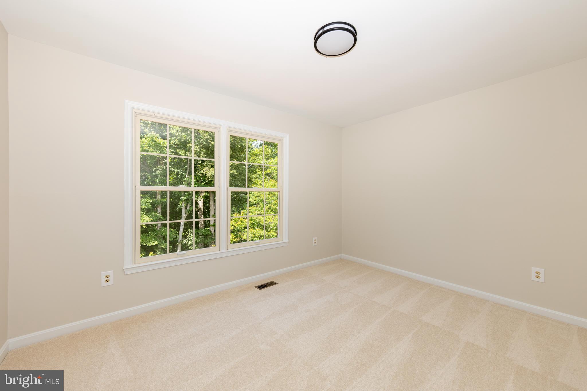 TRIPLE RIDGE - Residential