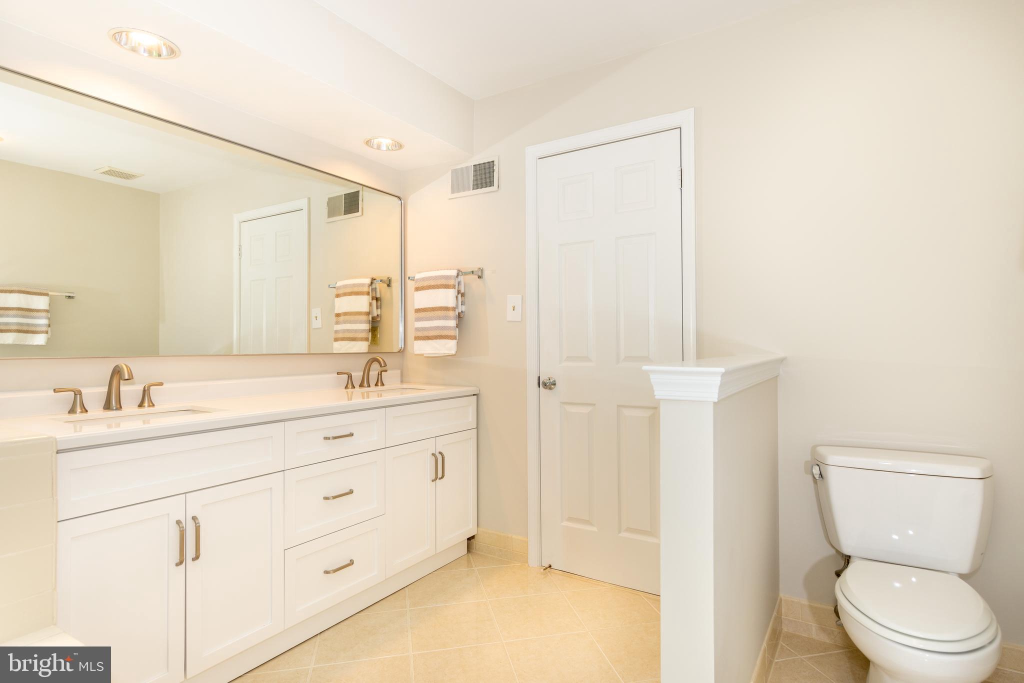 TRIPLE RIDGE - Residential