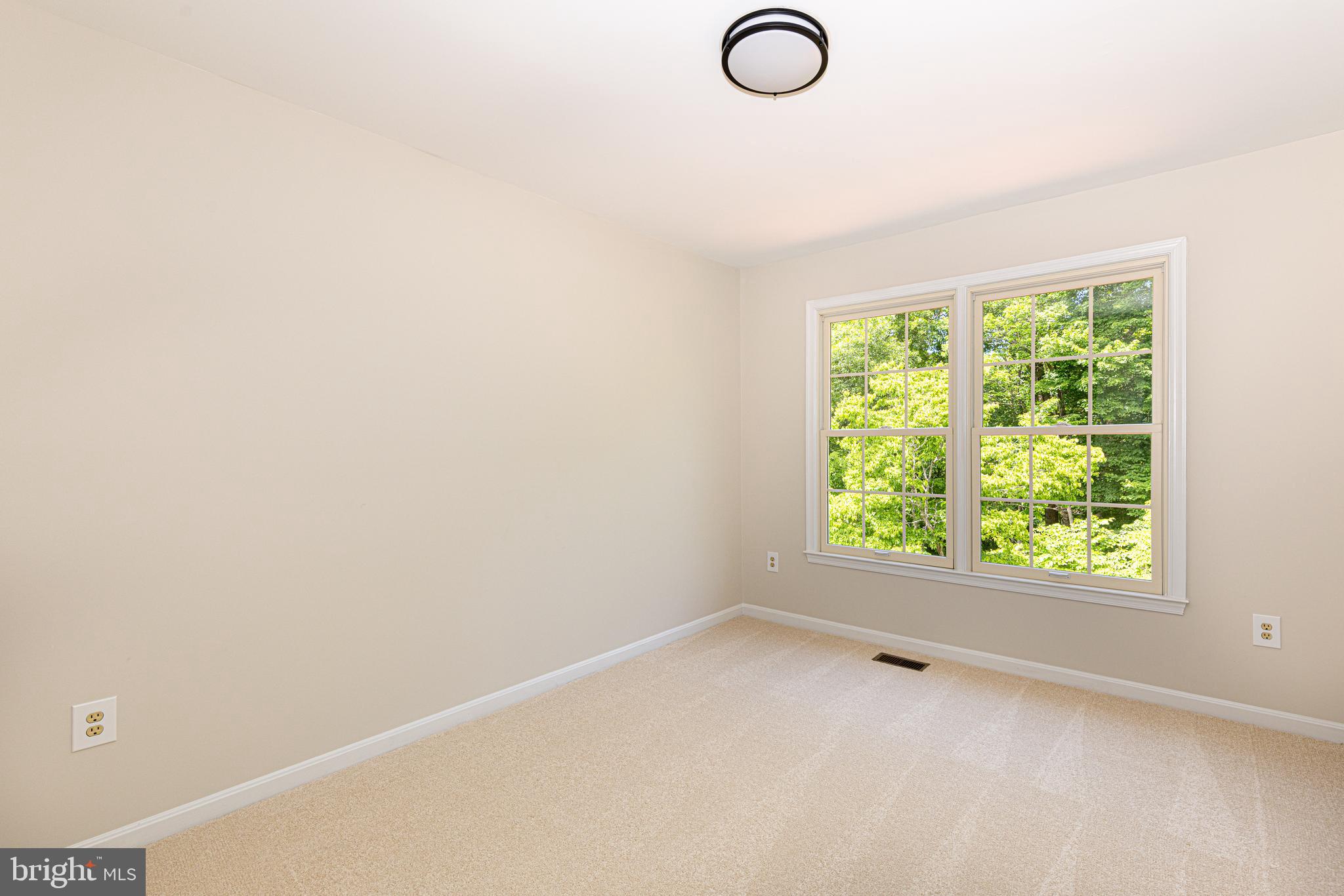 TRIPLE RIDGE - Residential