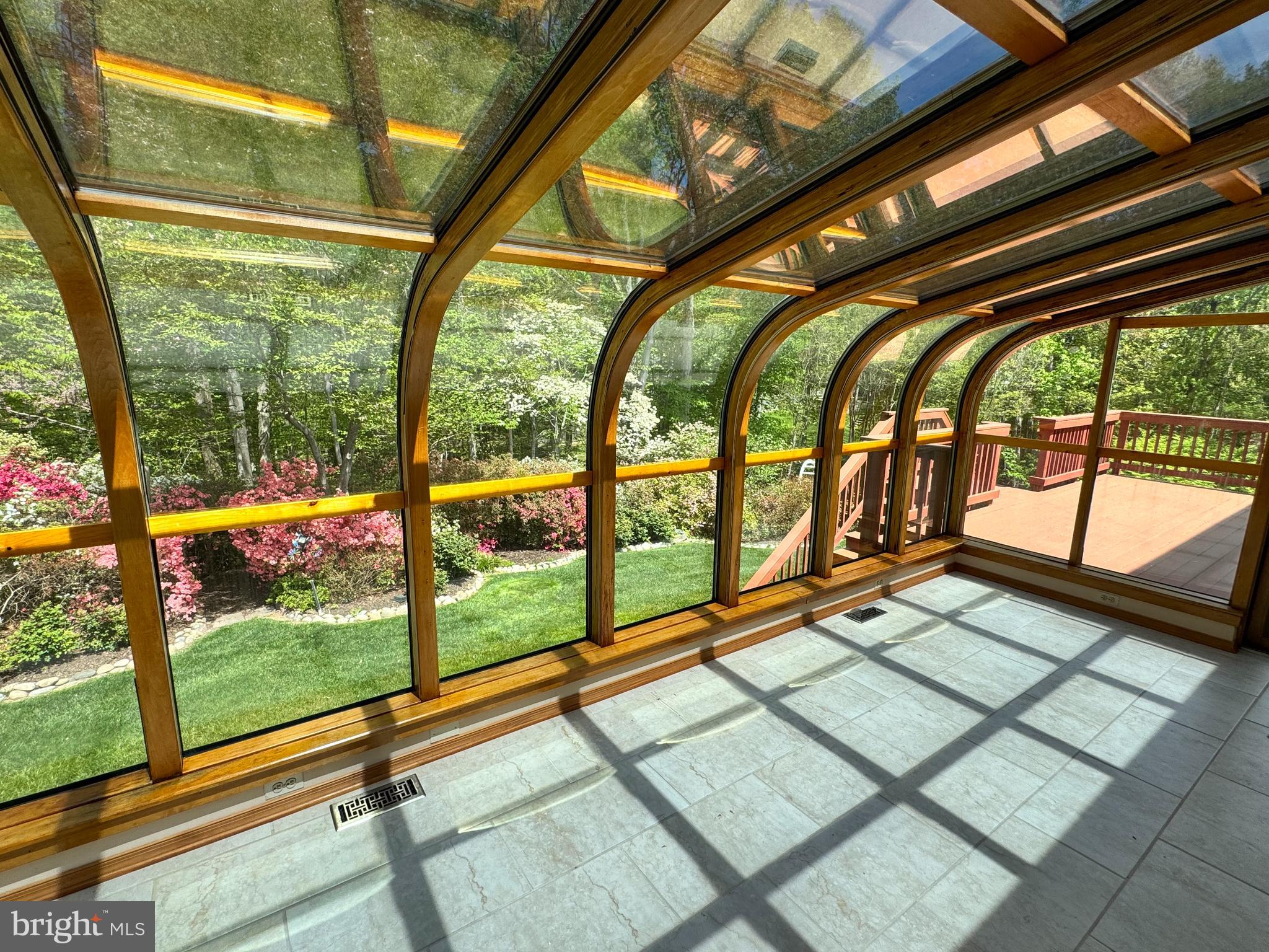 TRIPLE RIDGE - Residential