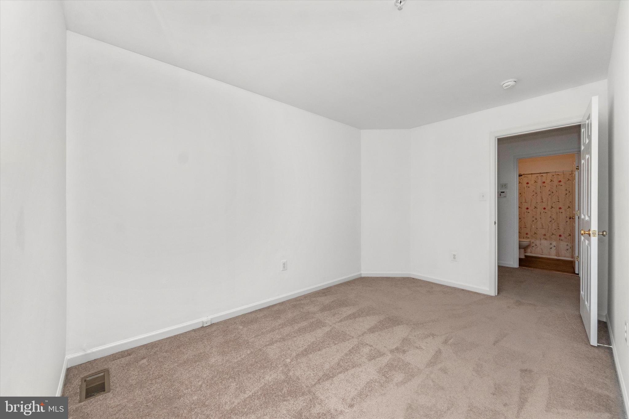 ADNELL WOODS - Residential