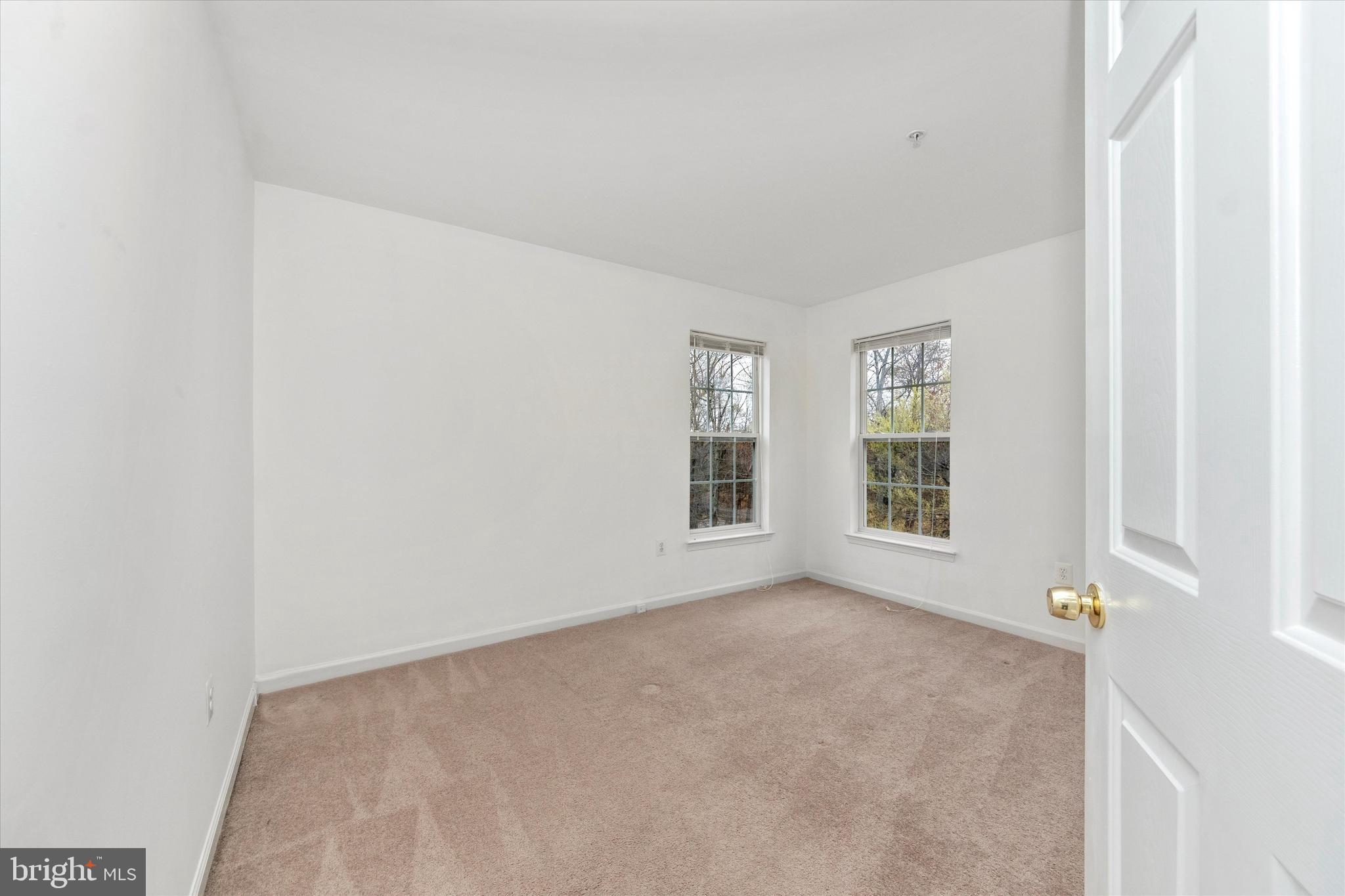 ADNELL WOODS - Residential