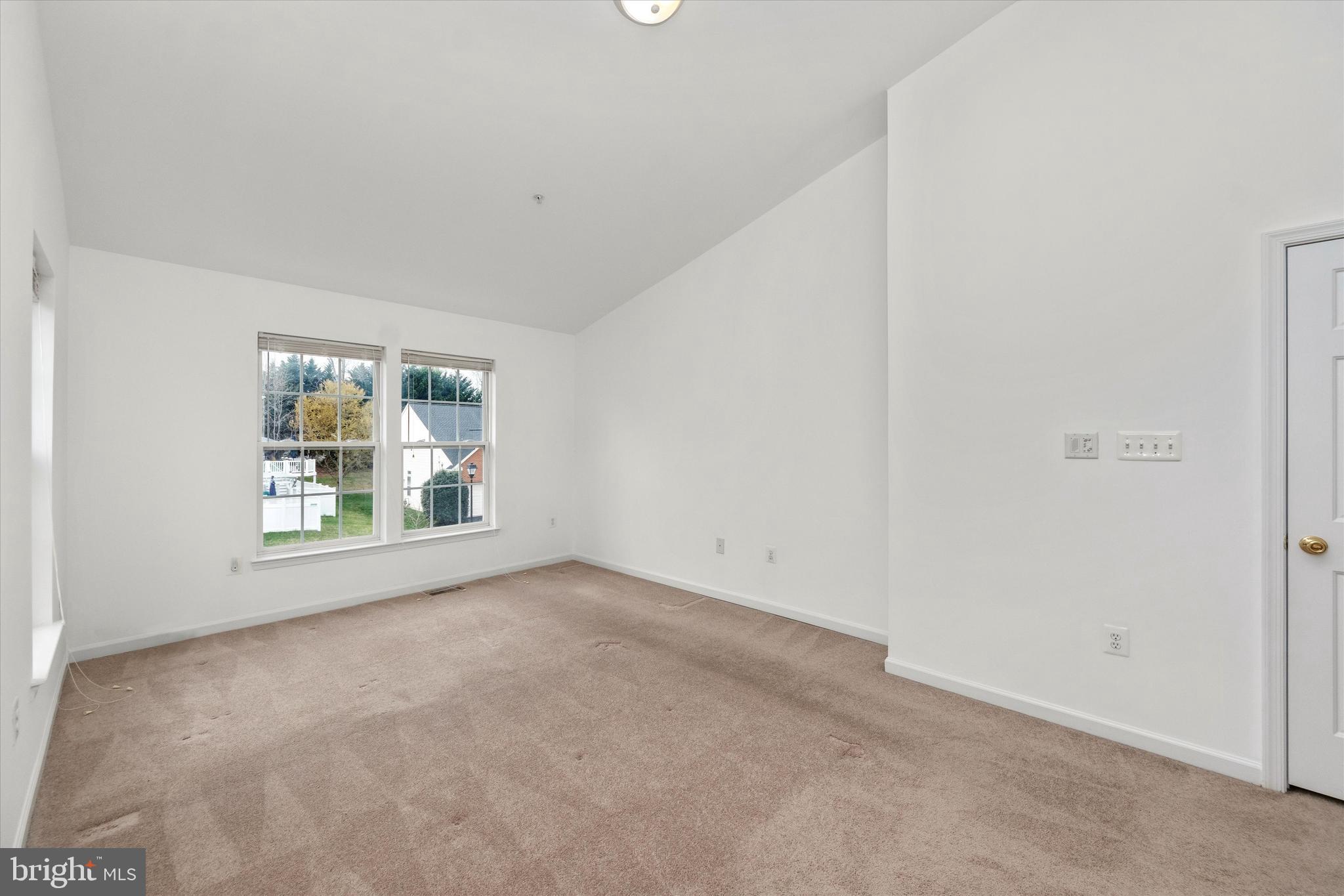 ADNELL WOODS - Residential