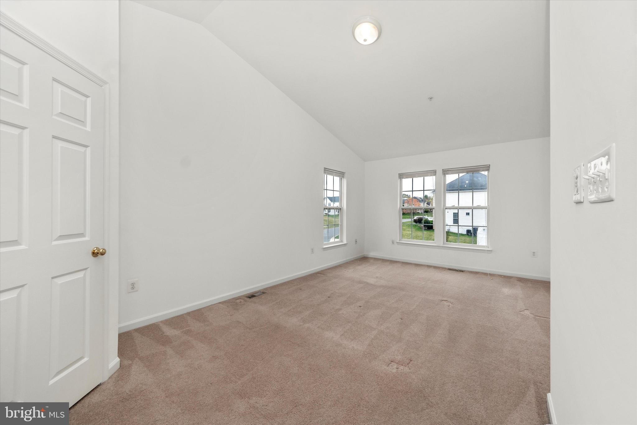 ADNELL WOODS - Residential