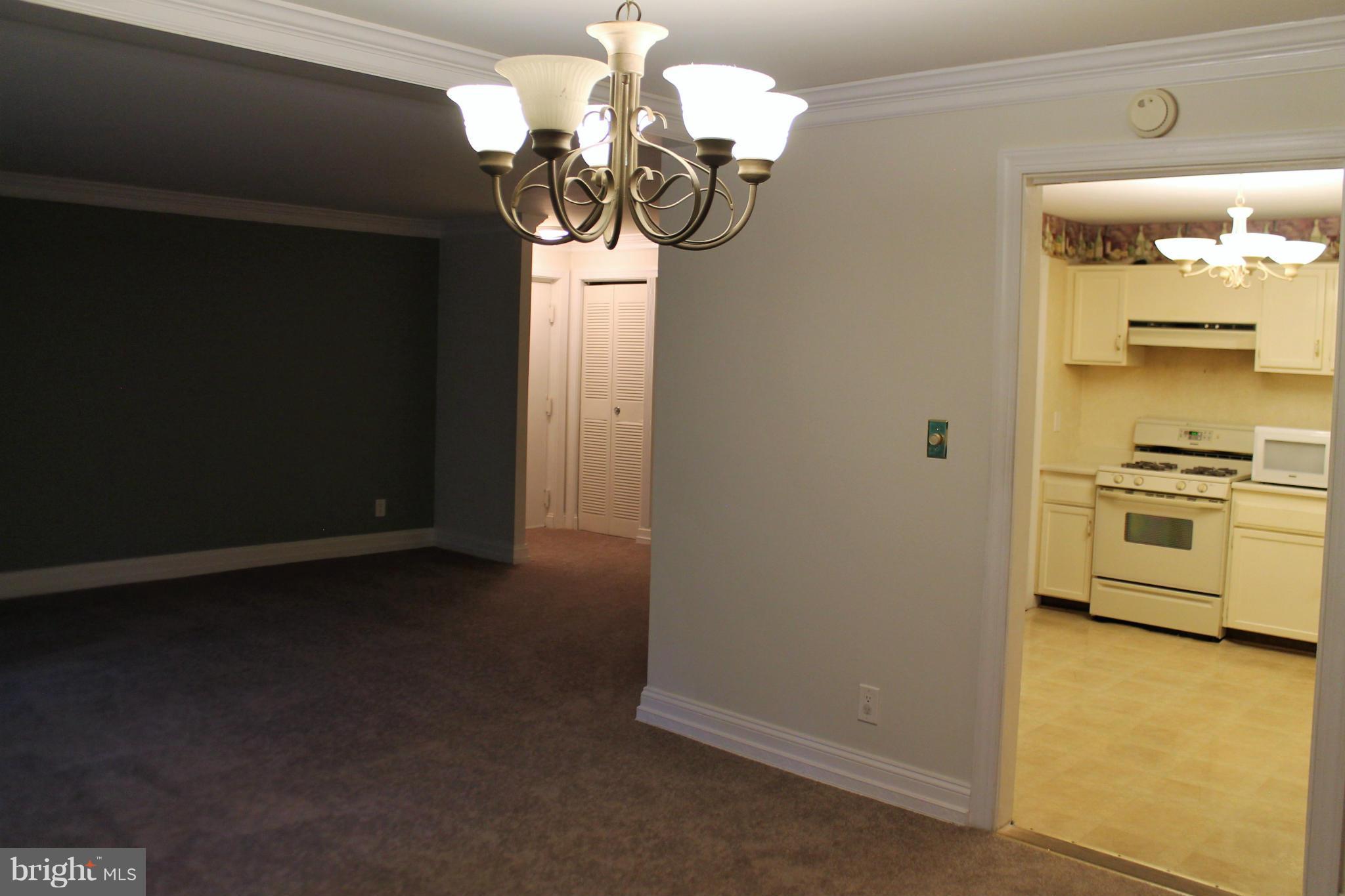 HERITAGE COURT - Residential Lease