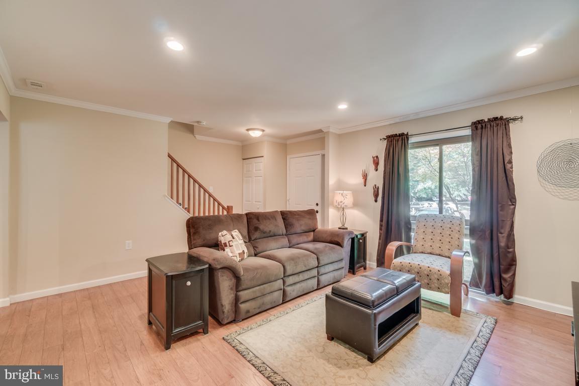 PINECREST - Residential