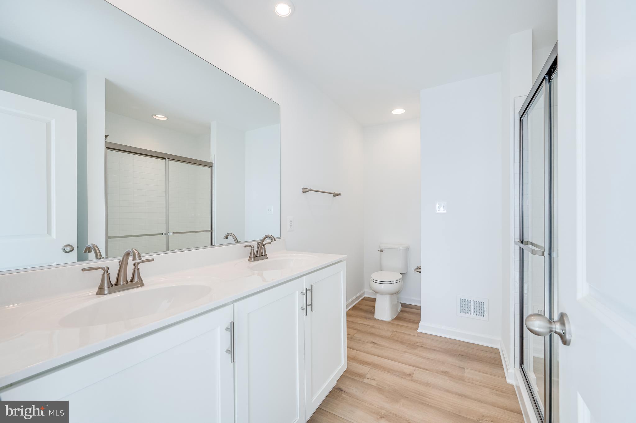 SOUTH BROOK - Residential Lease