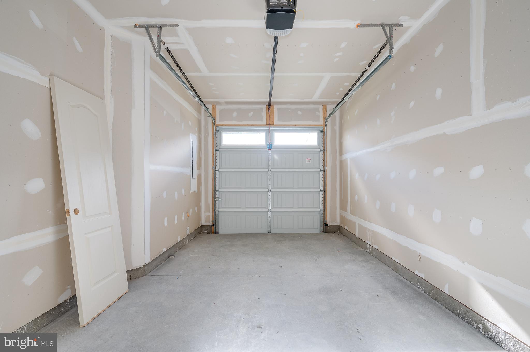 SOUTH BROOK - Residential Lease