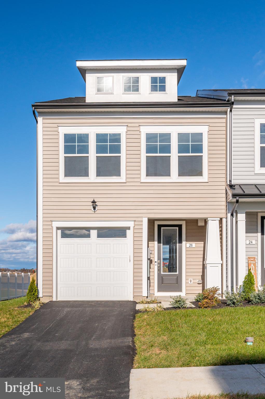 SOUTH BROOK - Residential Lease