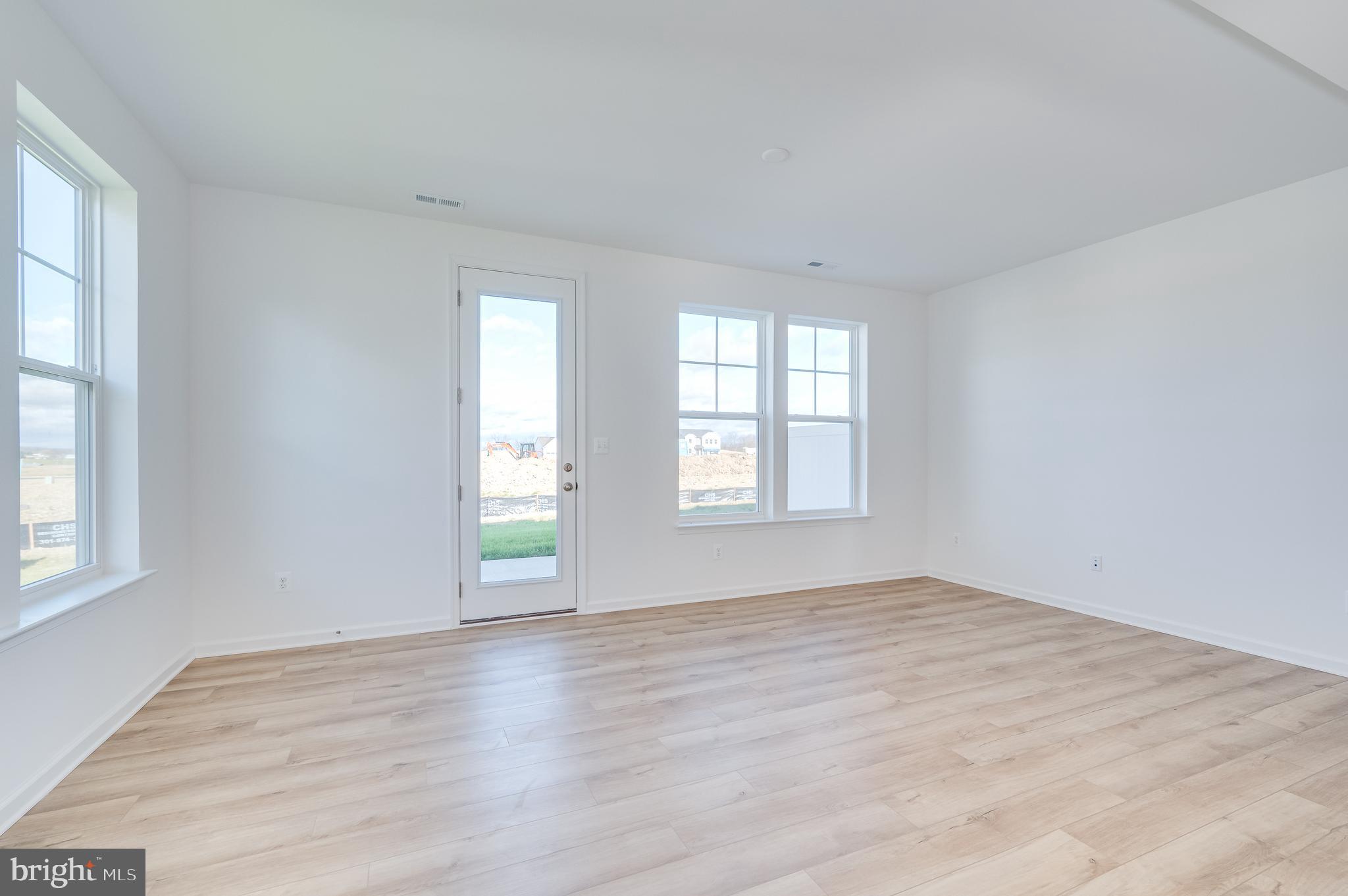 SOUTH BROOK - Residential Lease