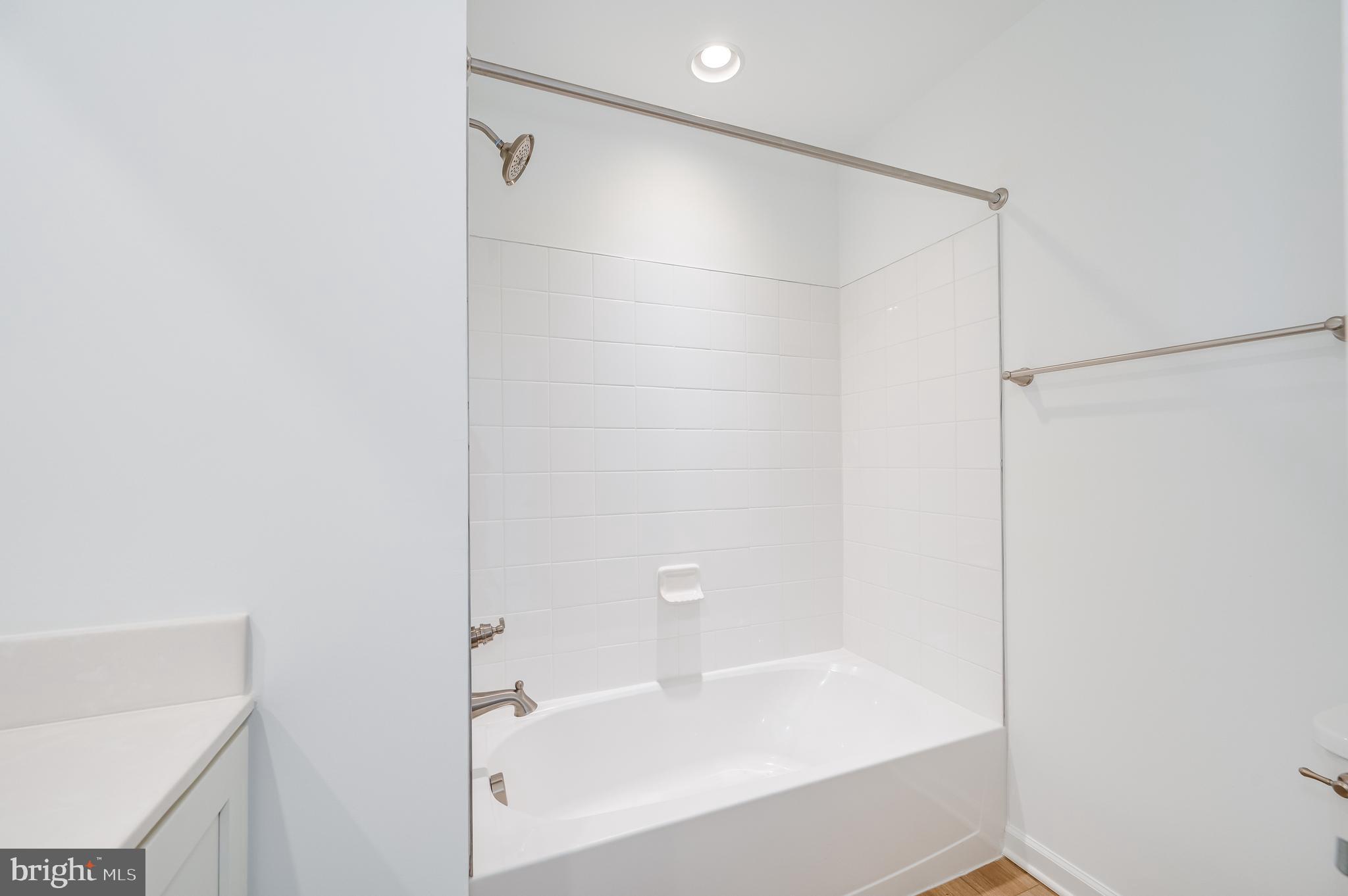 SOUTH BROOK - Residential Lease