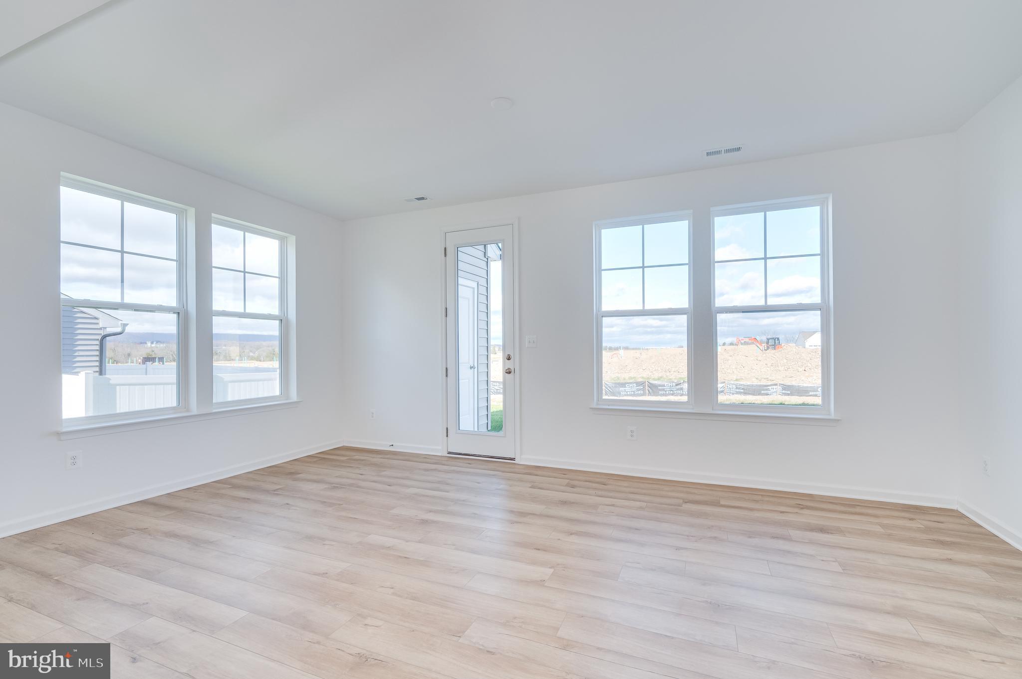 SOUTH BROOK - Residential Lease