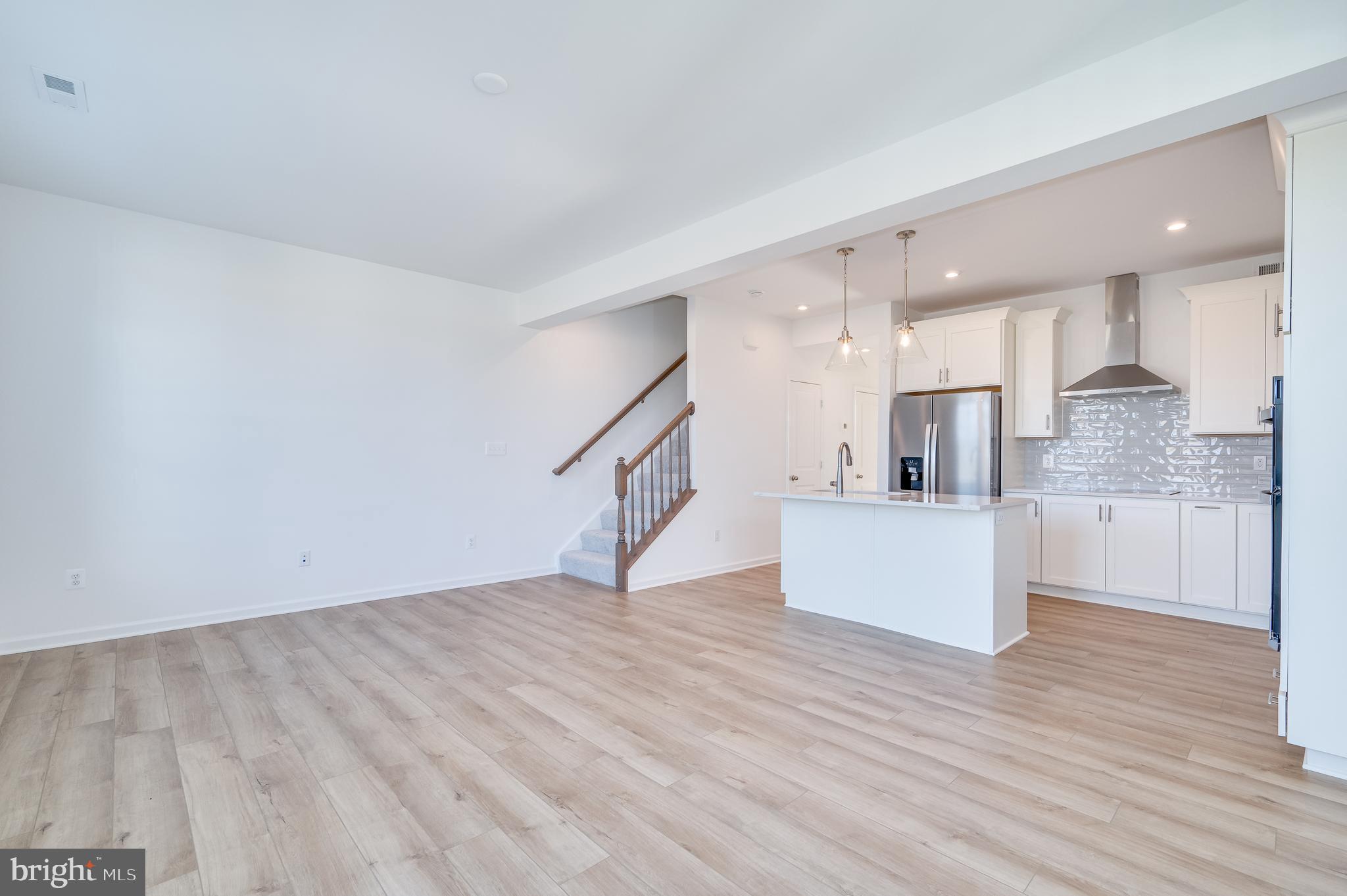 SOUTH BROOK - Residential Lease