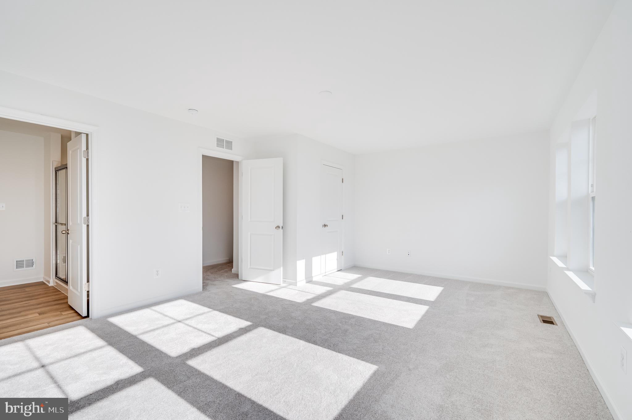 SOUTH BROOK - Residential Lease