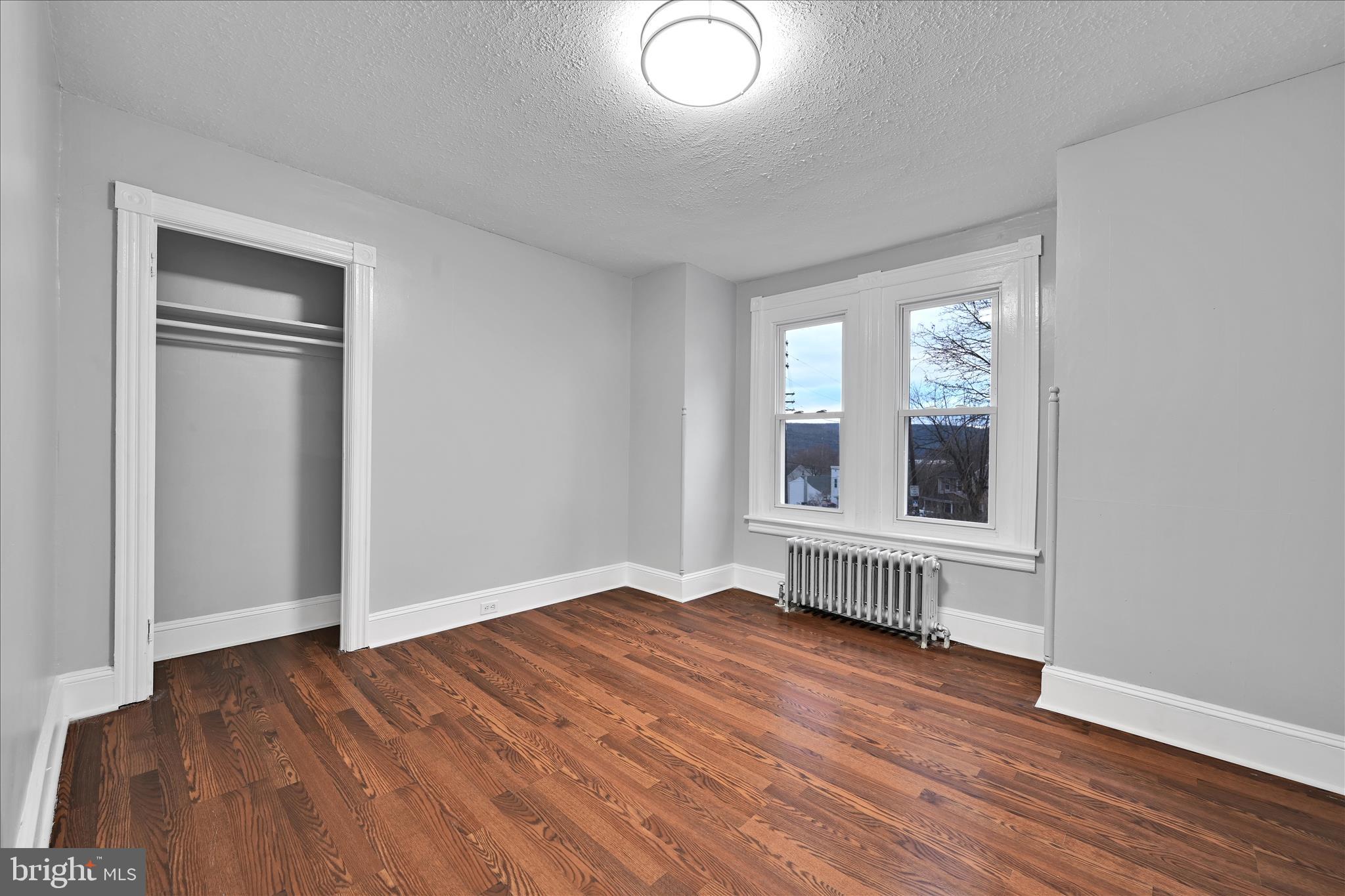 POTTSVILLE - Residential