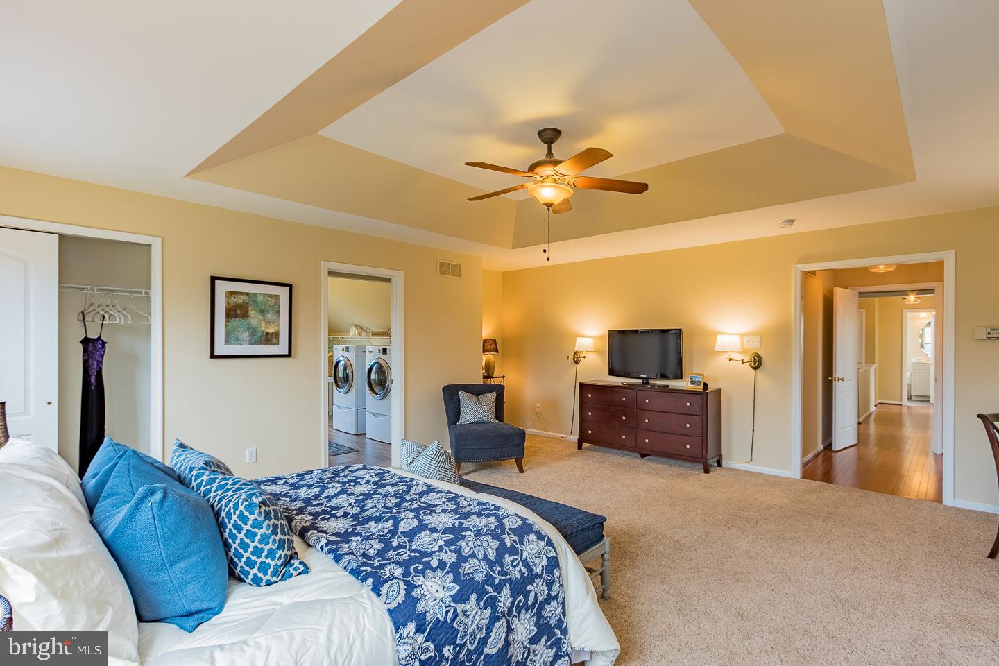 HUNTERS RIDGE - Residential