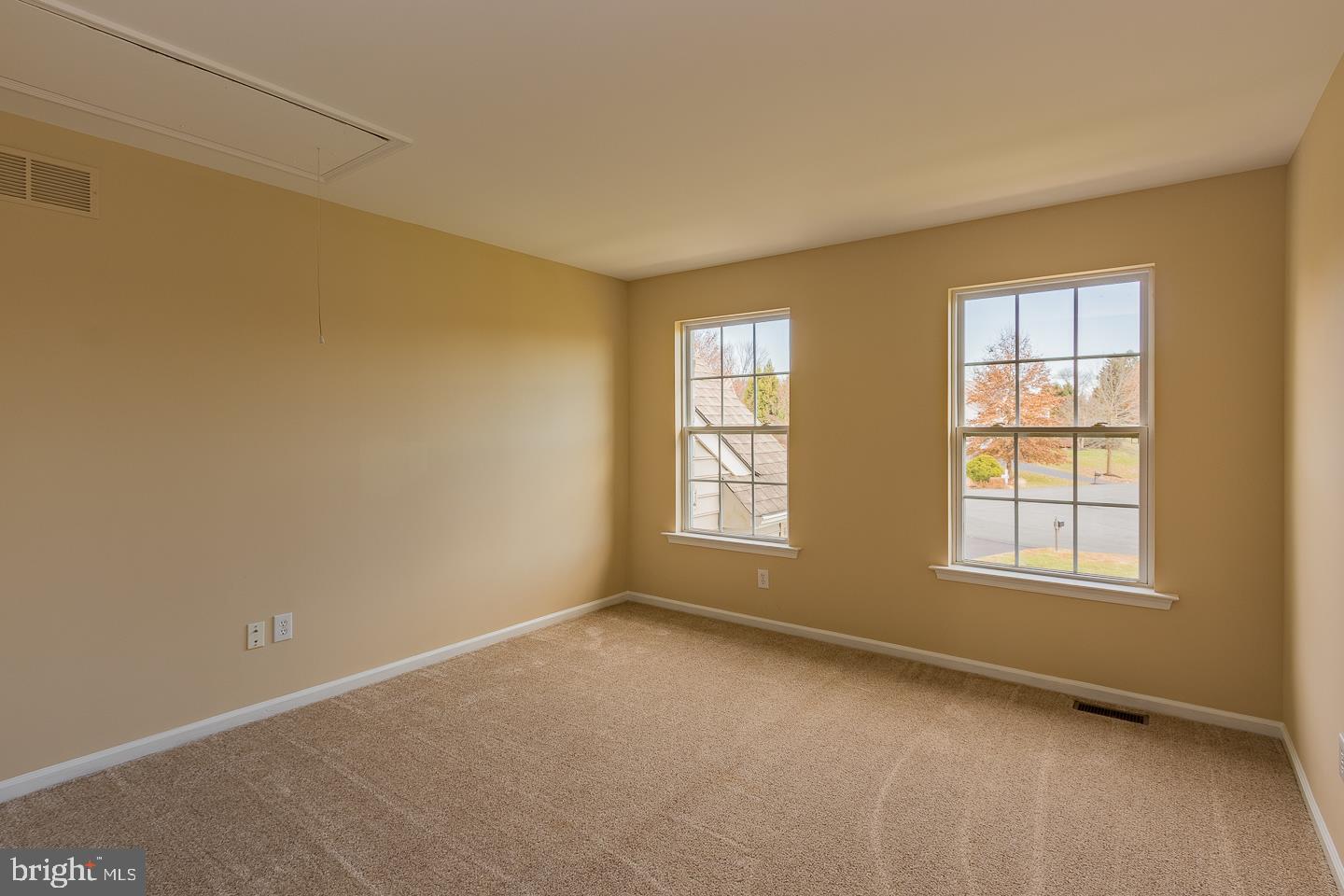 HUNTERS RIDGE - Residential