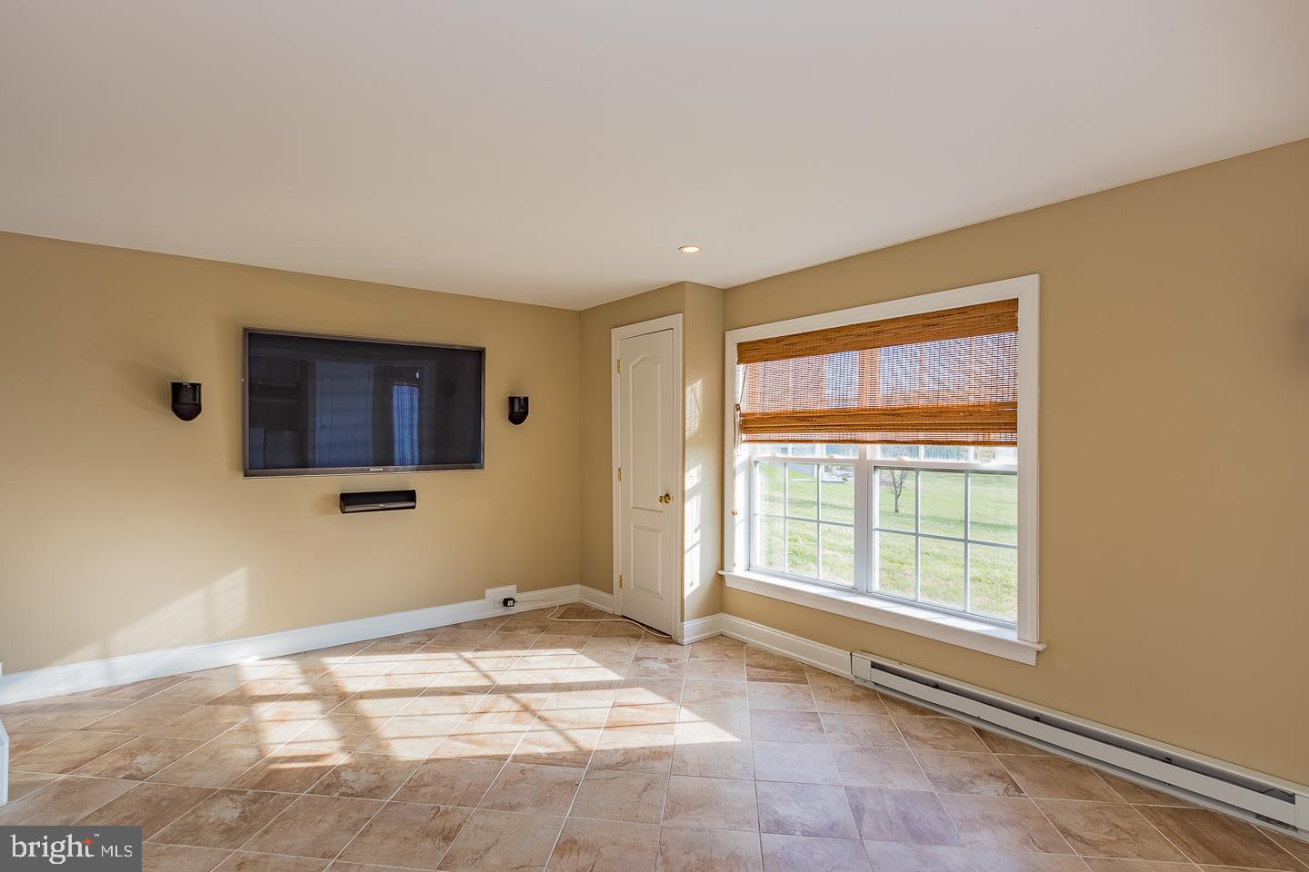 HUNTERS RIDGE - Residential