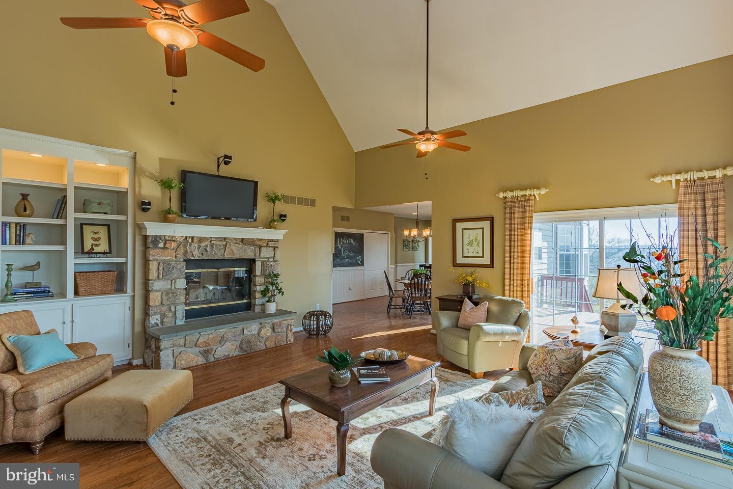 HUNTERS RIDGE - Residential