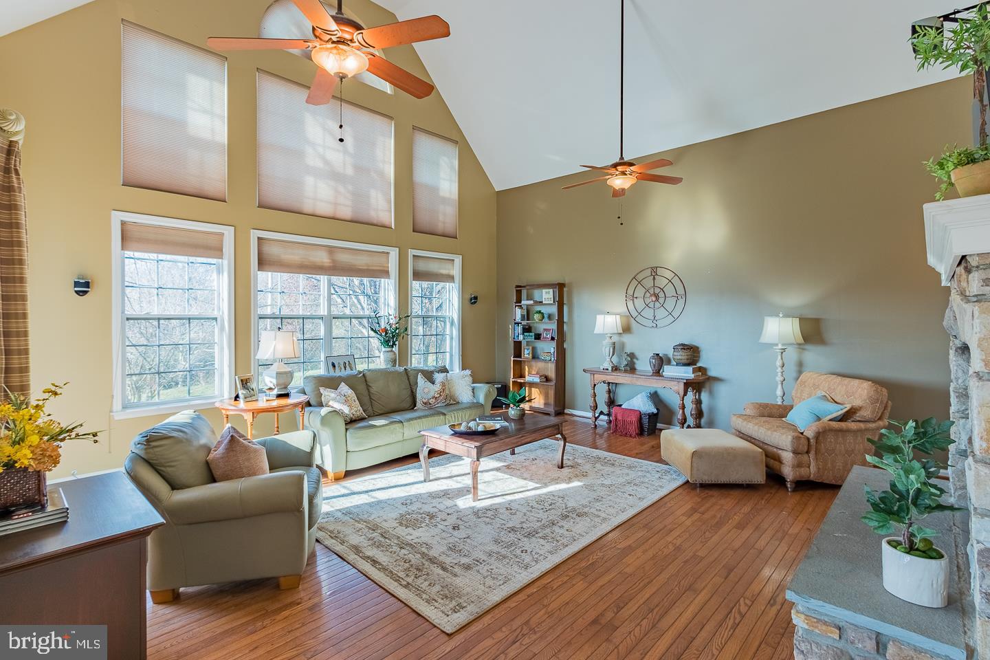 HUNTERS RIDGE - Residential