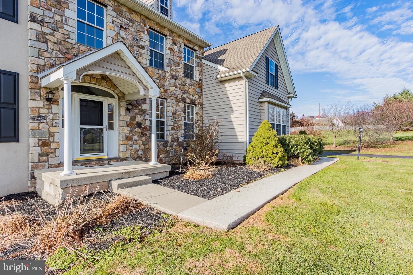 HUNTERS RIDGE - Residential