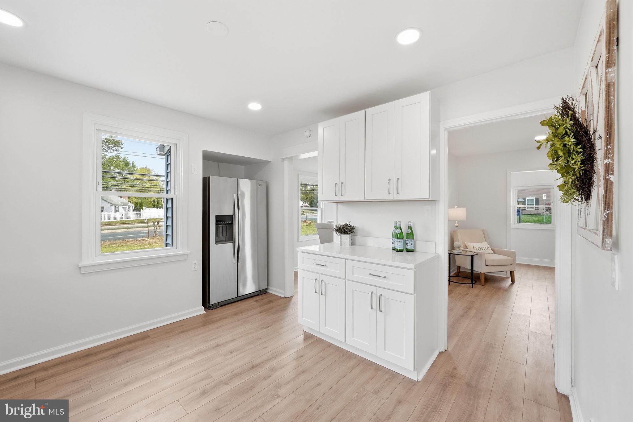 GLENMONT VILLAGE - Residential