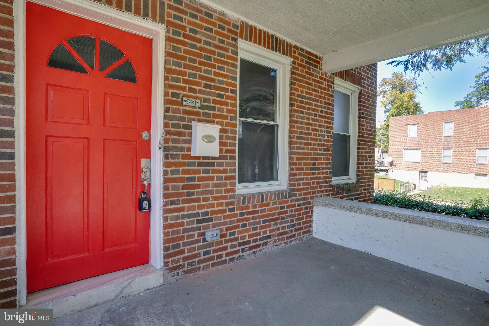 Welcome Home! This newly renovated 3 bedroom 1.5 Bath brick, end-unit townhome awaits you. As you enter this lovely home, you will be met with an open concept floor plan featuring updates galore to include recessed lightening throughout main floor, fresh paint, new flooring and beautiful modern light fixtures. The updated kitchen has stainless steel appliances, new cabinets and granite countertops. Upstairs, there are 3 nicely sized bedrooms- each with its own walk-in closet and new carpet. All bathrooms have been fully renovated. You will also enjoy the finished basement that is equipped with recessed lightening, new flooring, a laundry room and an extra space that is perfect for an office or kid play area. Other updates include a new roof and an additional space in the basement for you to add another bathroom. This home offers a huge outside side yard and a private 2-car parking pad in the rear. Close proximity to 83 and Downtown. Hurry, this home is a must see!!!