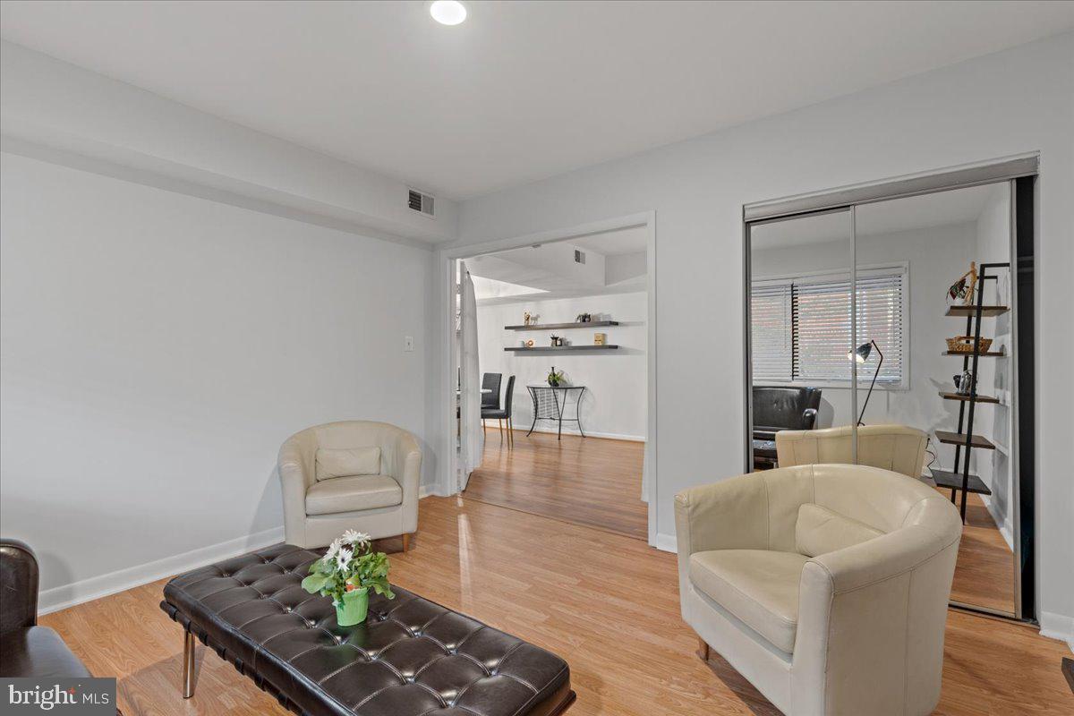 SEMINARY WALK - Residential