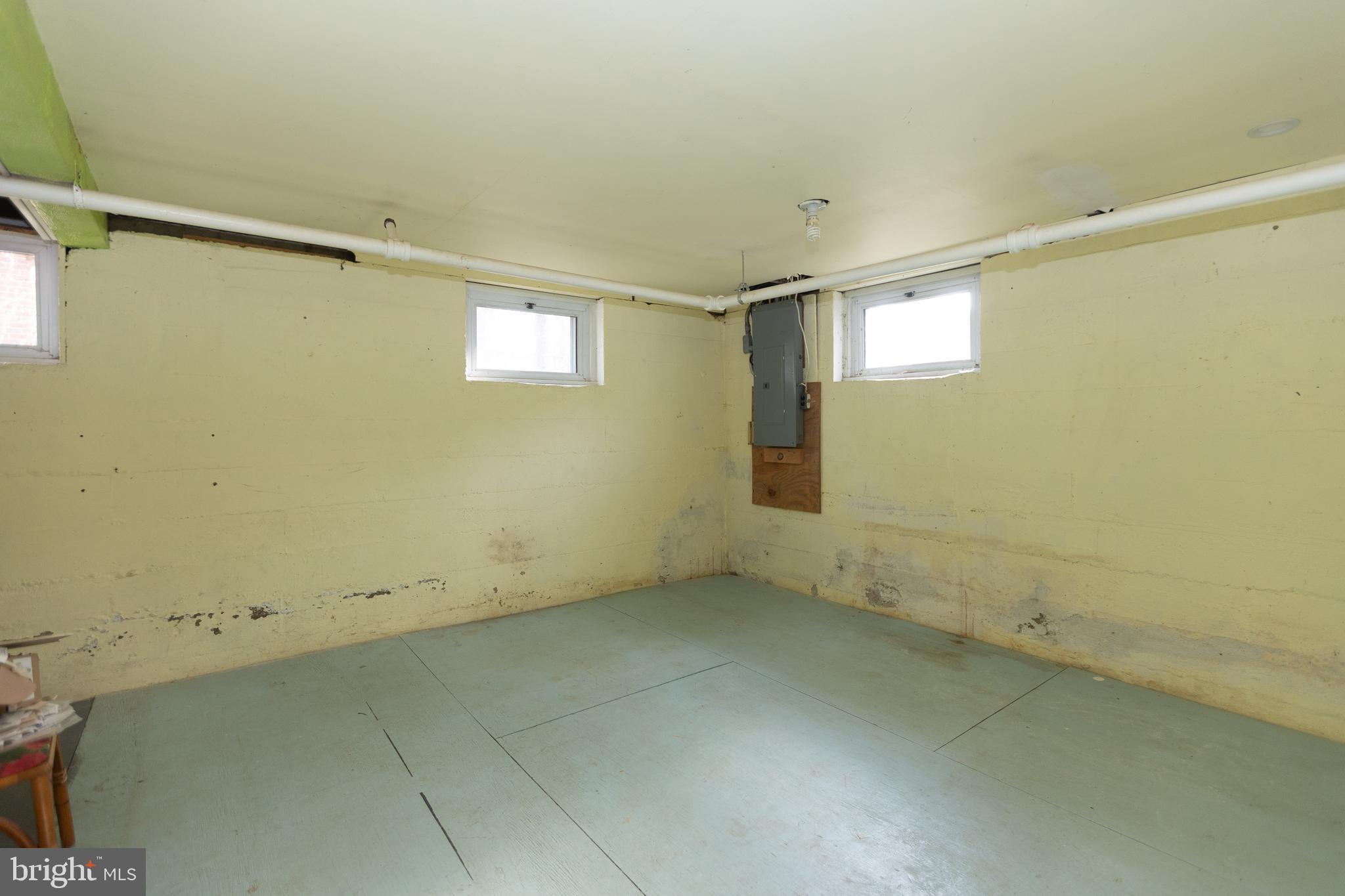 RADNOR WINSTON - Residential