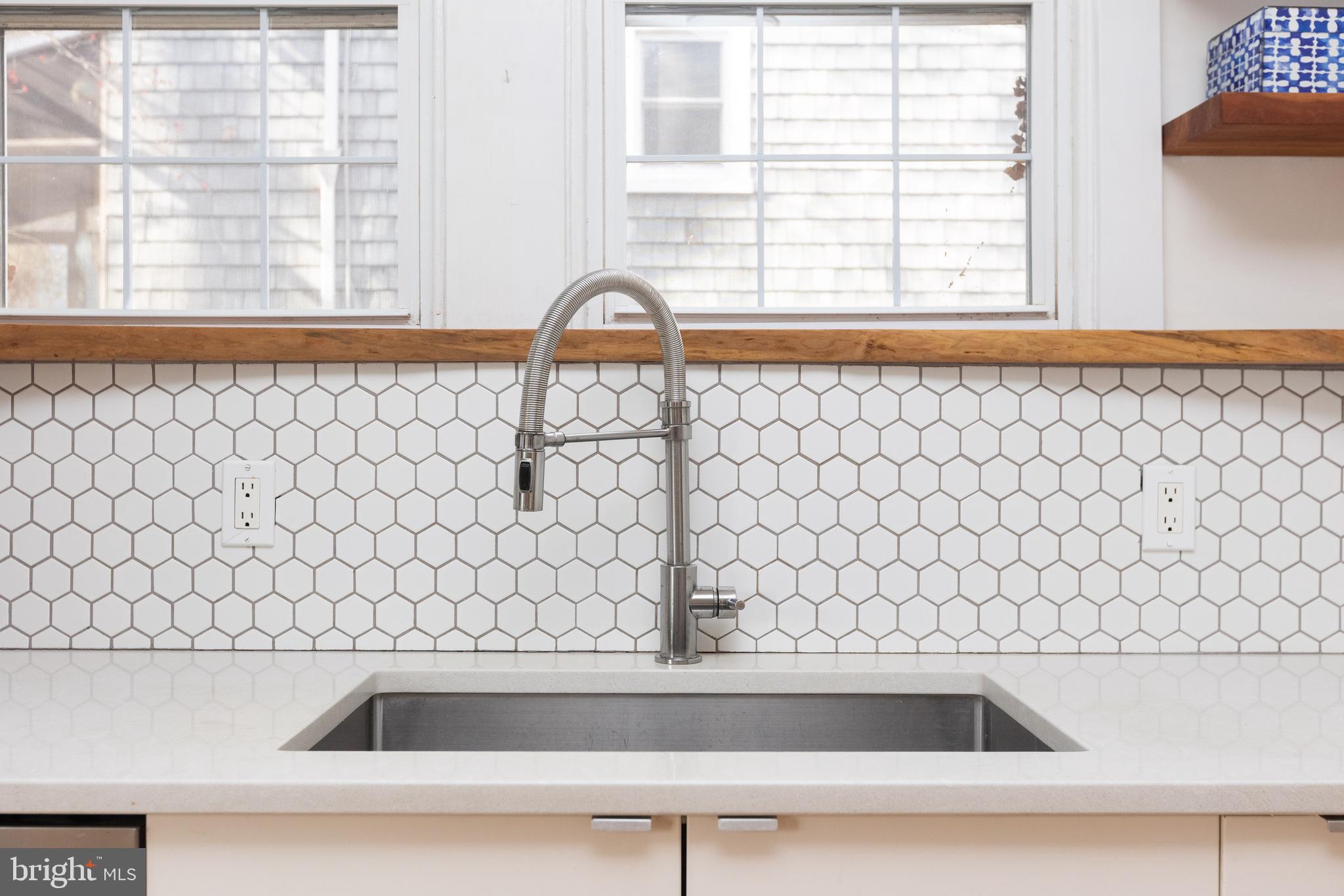 RADNOR WINSTON - Residential