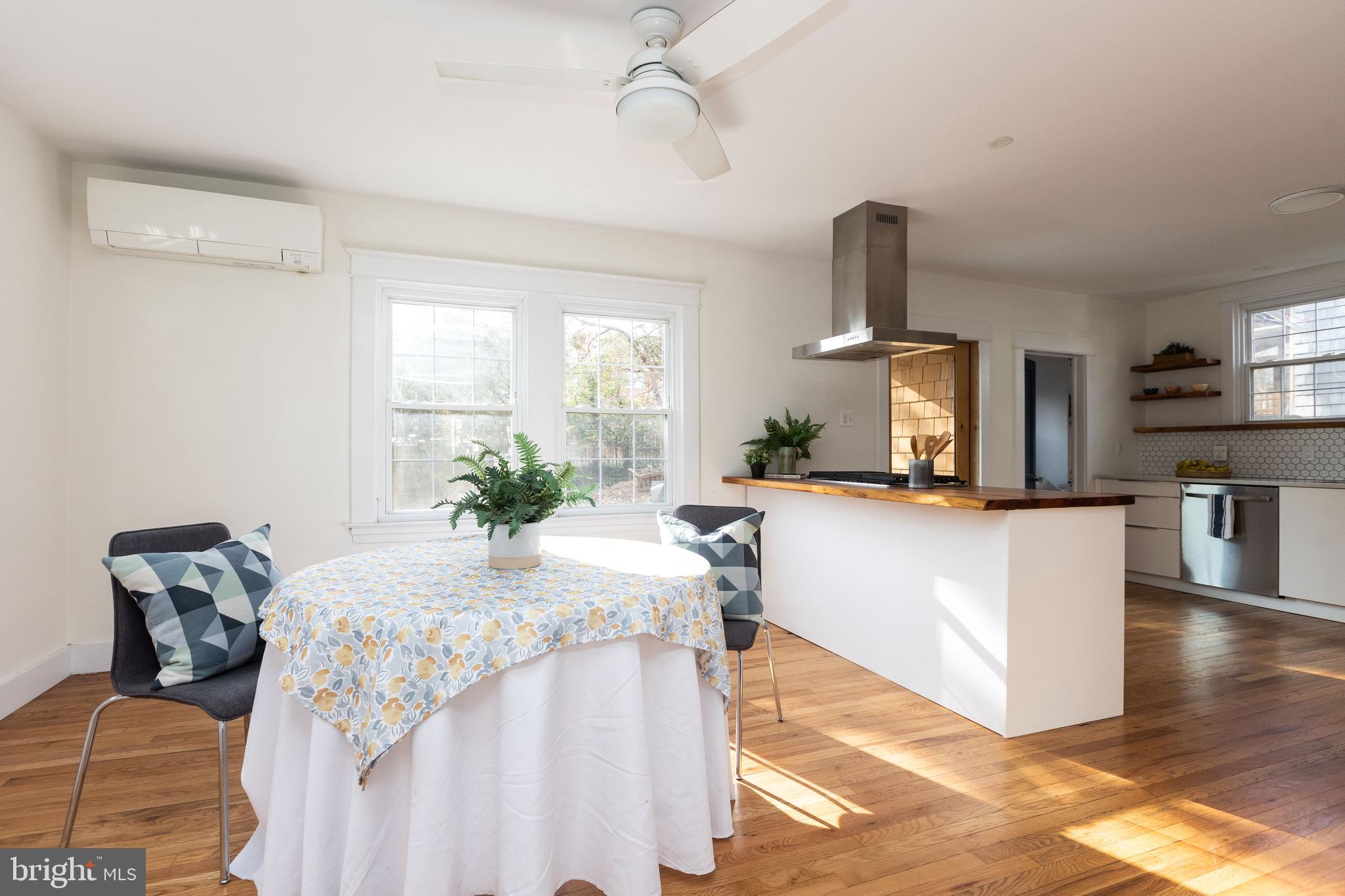 RADNOR WINSTON - Residential