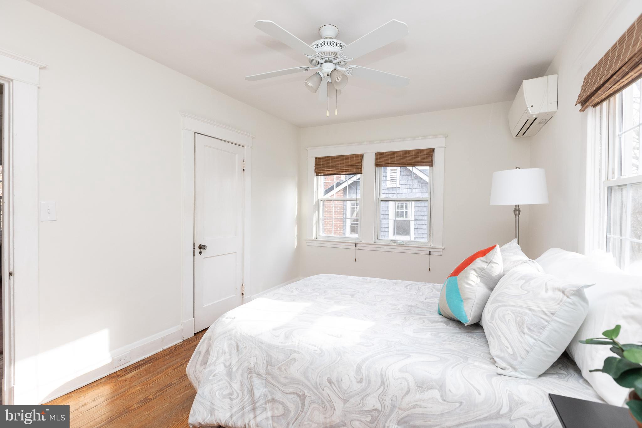 RADNOR WINSTON - Residential