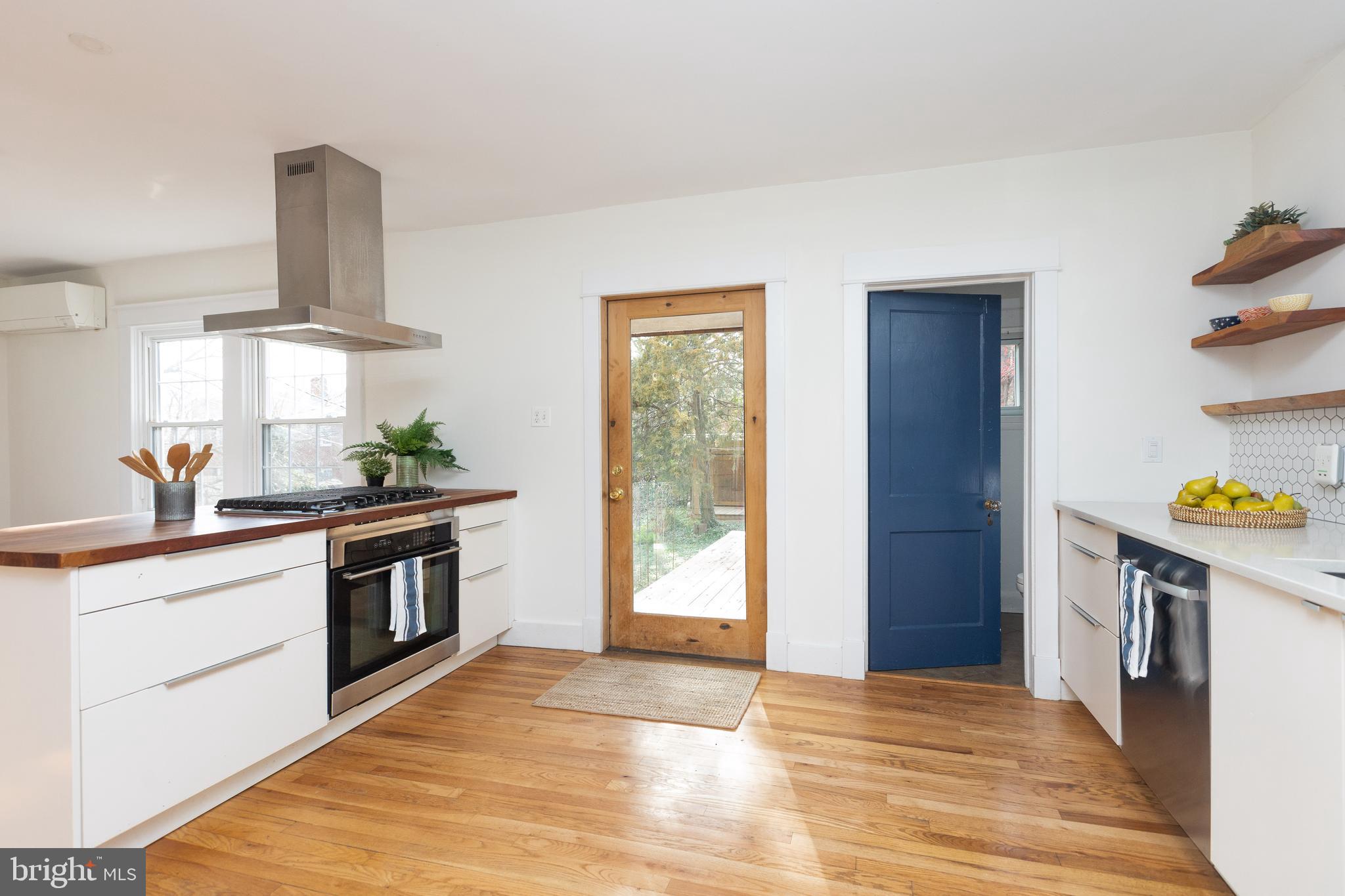 RADNOR WINSTON - Residential