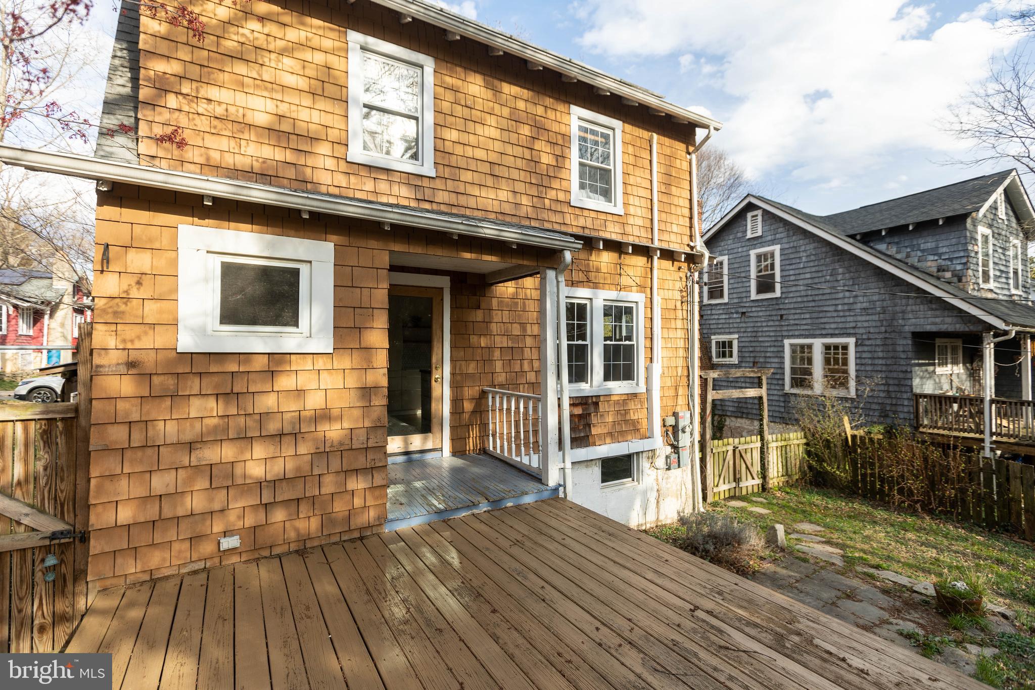 RADNOR WINSTON - Residential