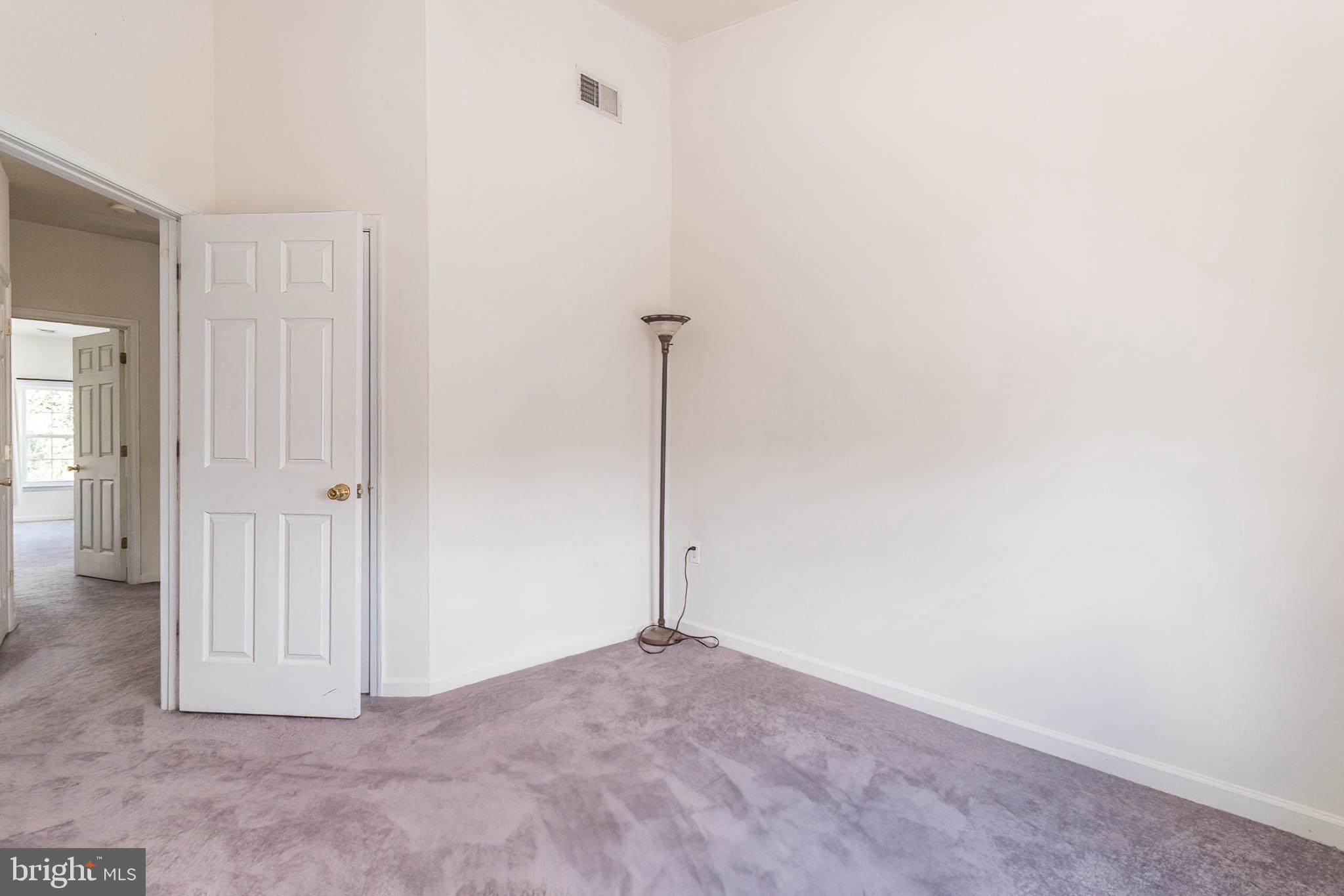 COUNTY GREEN - Residential