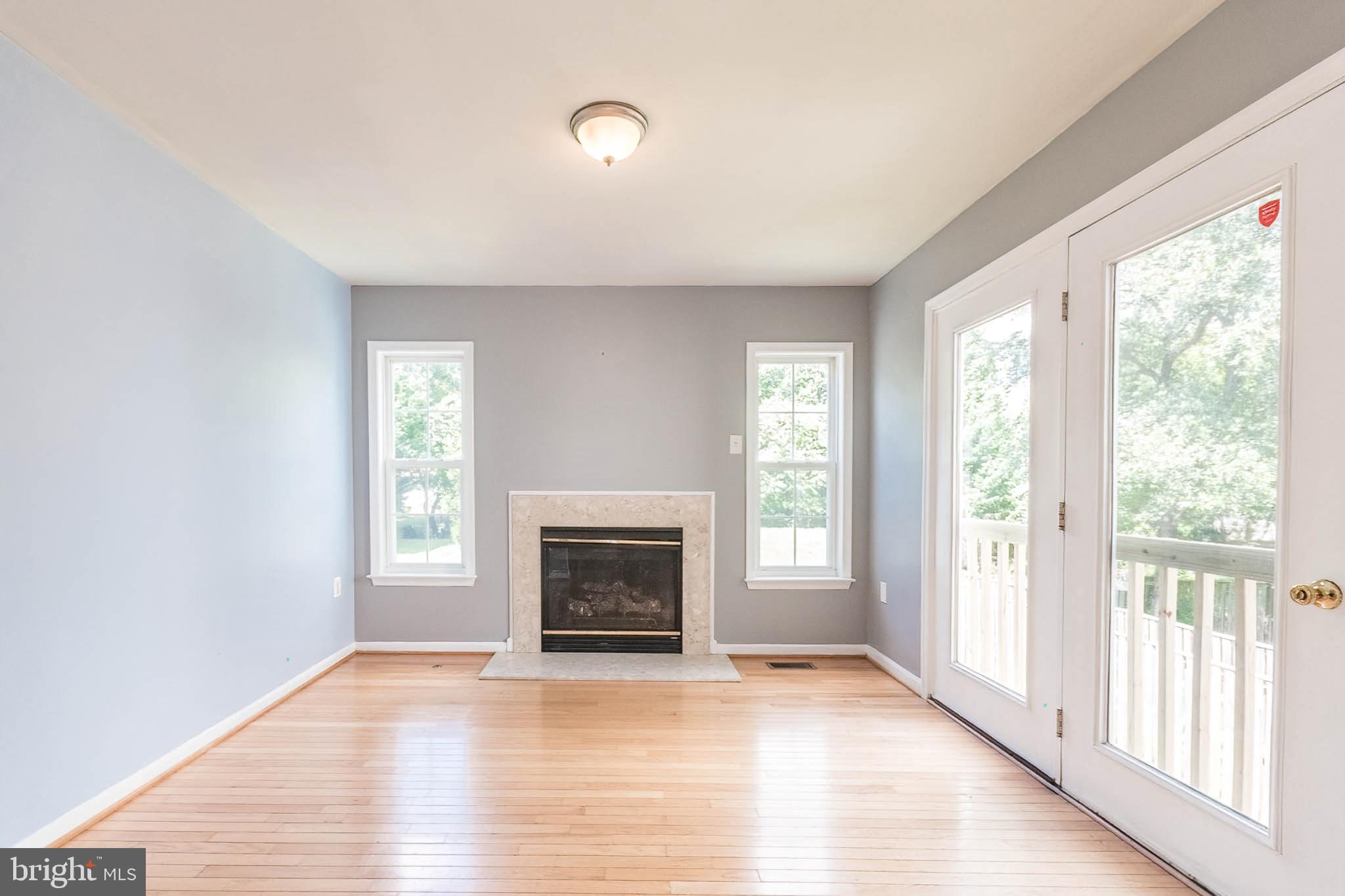 COUNTY GREEN - Residential