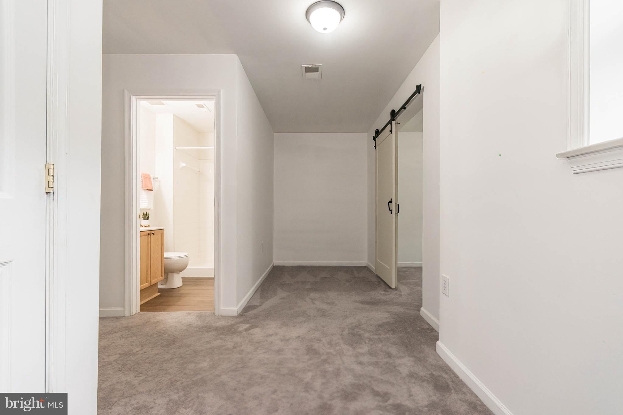 COUNTY GREEN - Residential