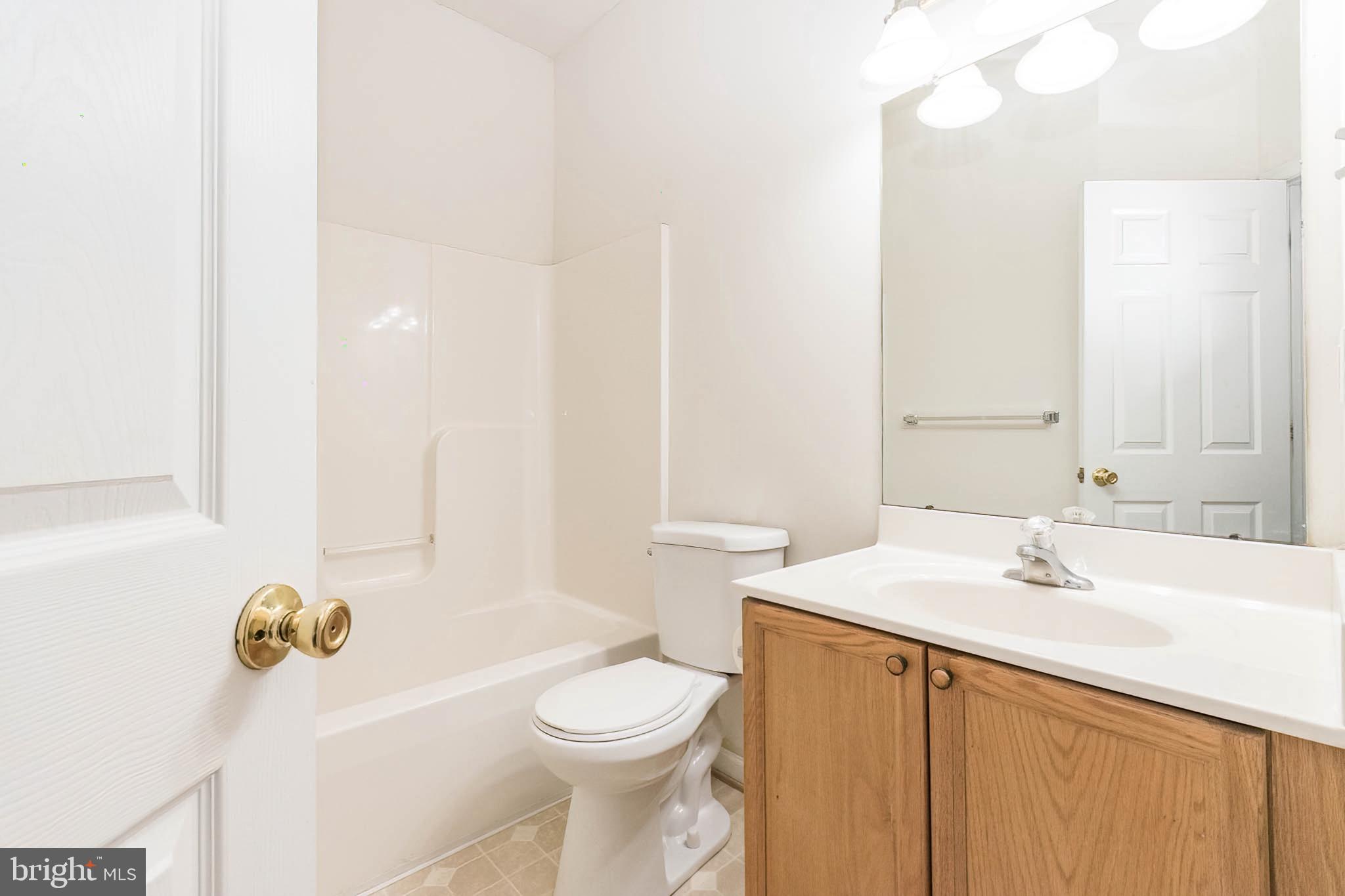 COUNTY GREEN - Residential