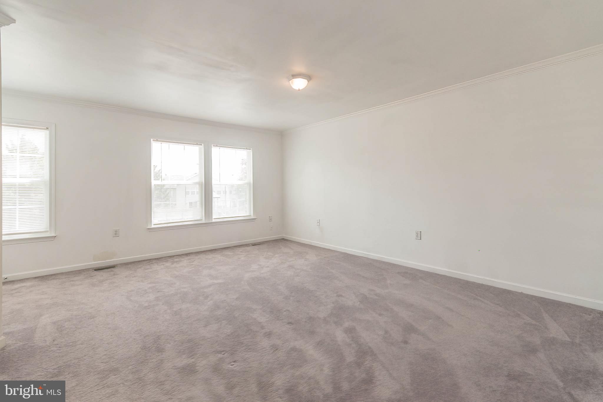 COUNTY GREEN - Residential