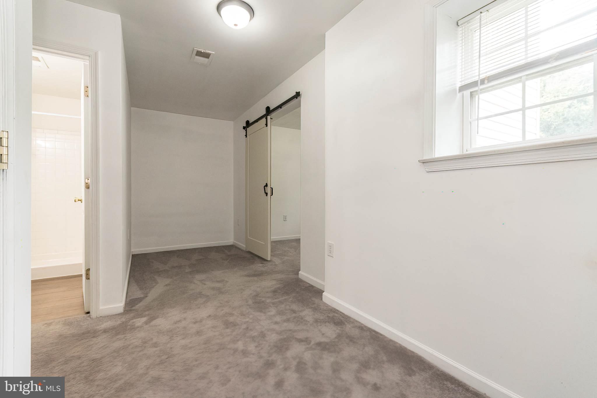 COUNTY GREEN - Residential