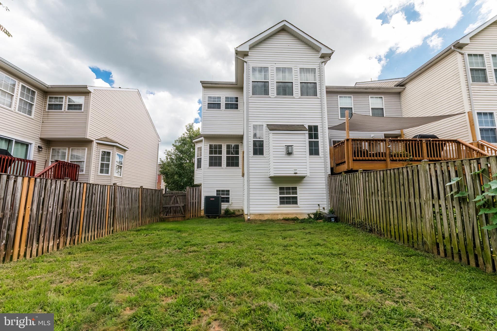 COUNTY GREEN - Residential